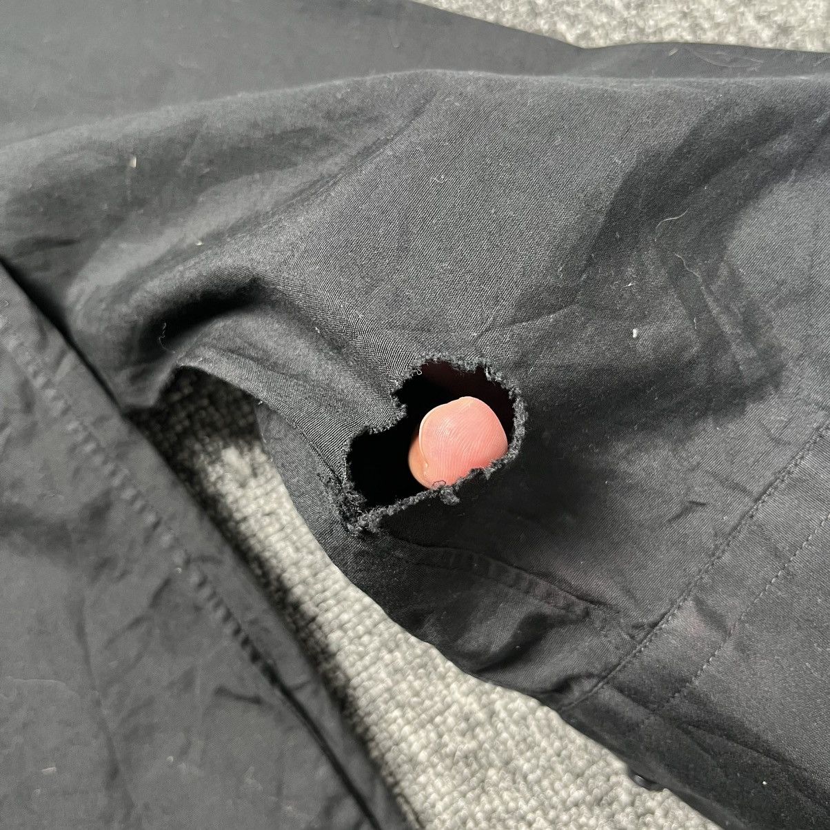 Comme des Garcons AD2018 play comme des garcons - shirt button black Size US L / EU 52-54 / 3 - 6 Thumbnail