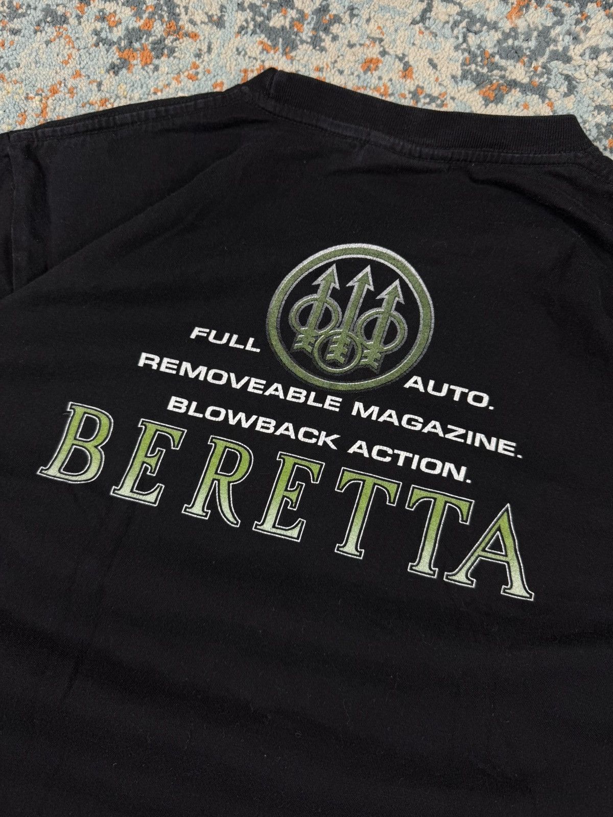 Vintage Vintage 90s Beretta M92F gun graphic promo tee Size US L / EU 52-54 / 3 - 6 Thumbnail
