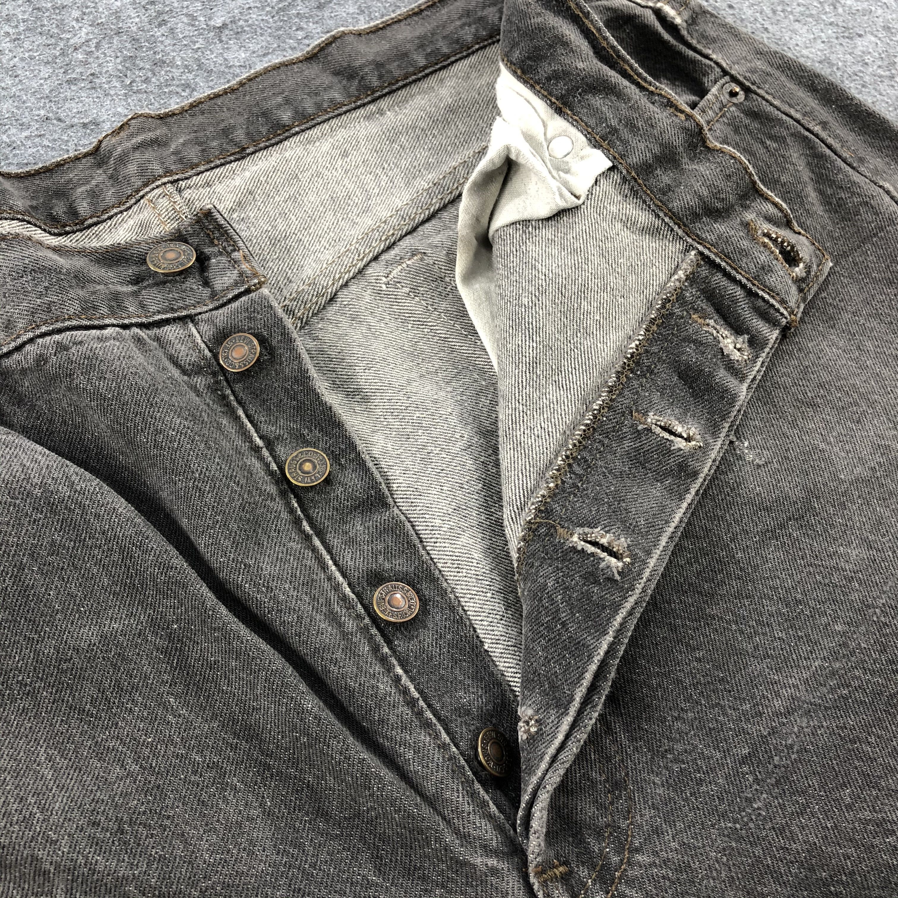 Levi's 90s Vintage Distress Levis 501 Jeans-JM1643 Size US 38 / EU 54 - 8 Thumbnail