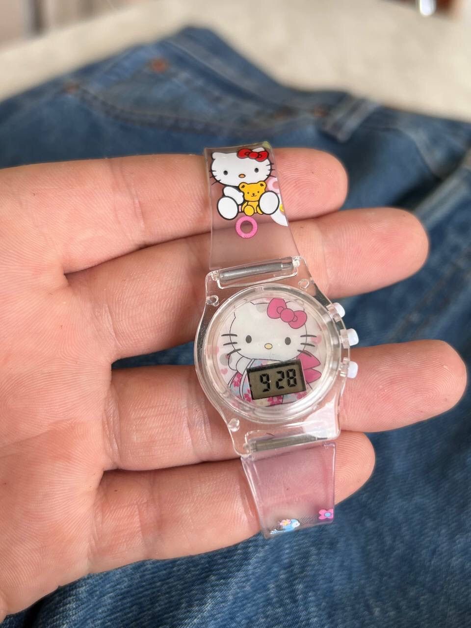 Japanese Brand × Vintage Vintage Japanese style Hello Kitty Watch Futuristic Digital Size ONE SIZE - 2 Thumbnail