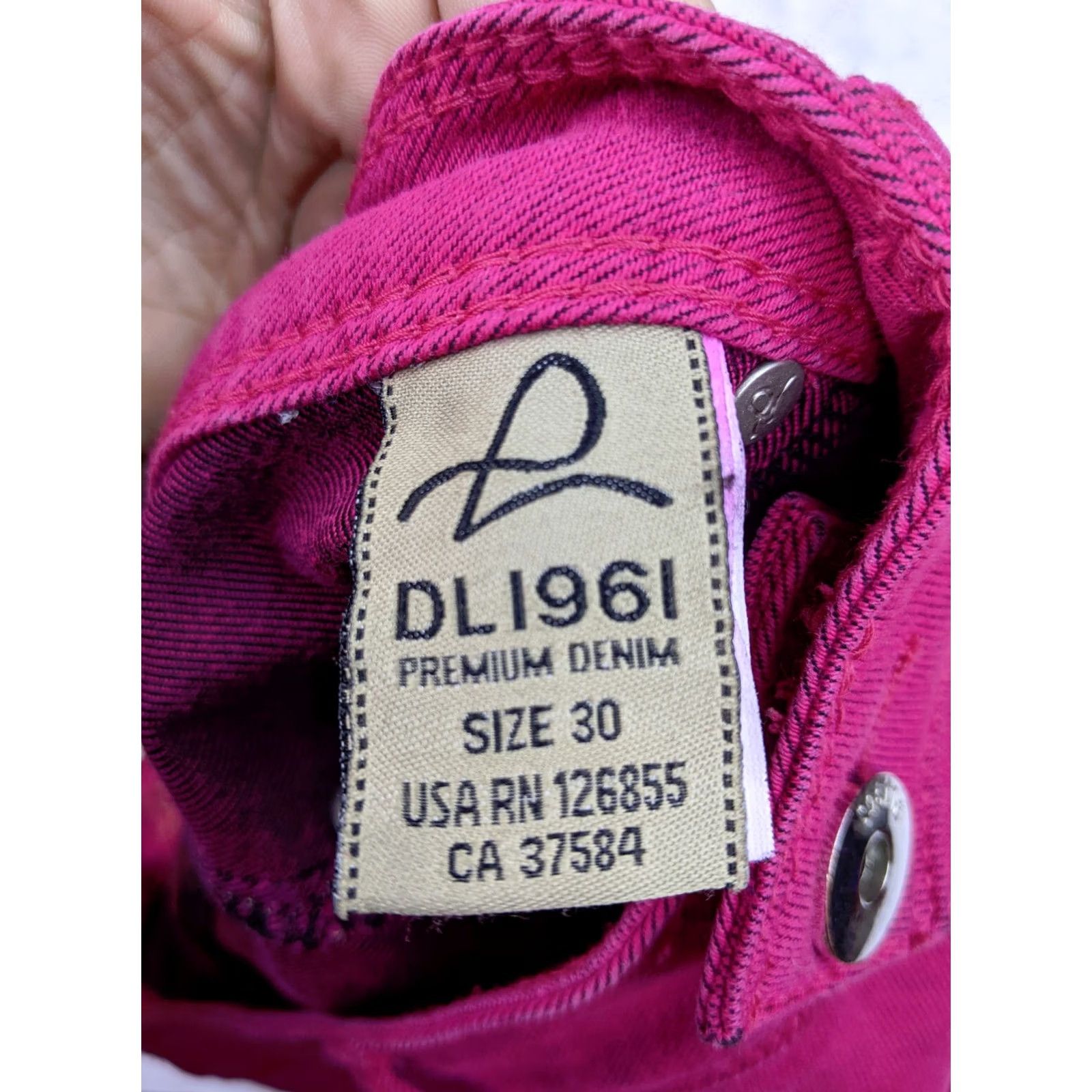 DL1961 DL1961 Angel Mid Rise Skinny Ankle Women 28 Pink Jeans 5 Pocket Dark Denim Slim Leg Jeans Womens Pink DL1961 Angel Mid Rise Skinny Ankle Size 24" / US 00 / IT 34 - 6 Thumbnail