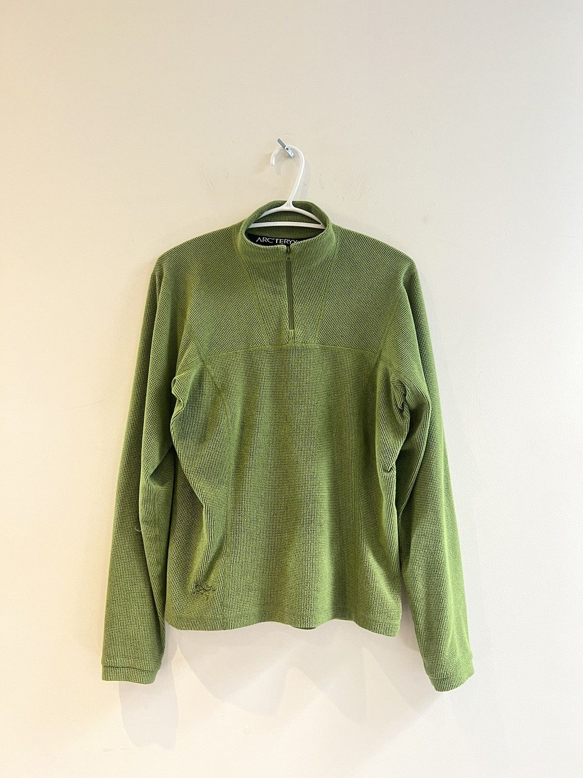 image of Archival Clothing x Arcteryx 90’S Vintage Quarter Zip in Green, Women's (Size Medium)