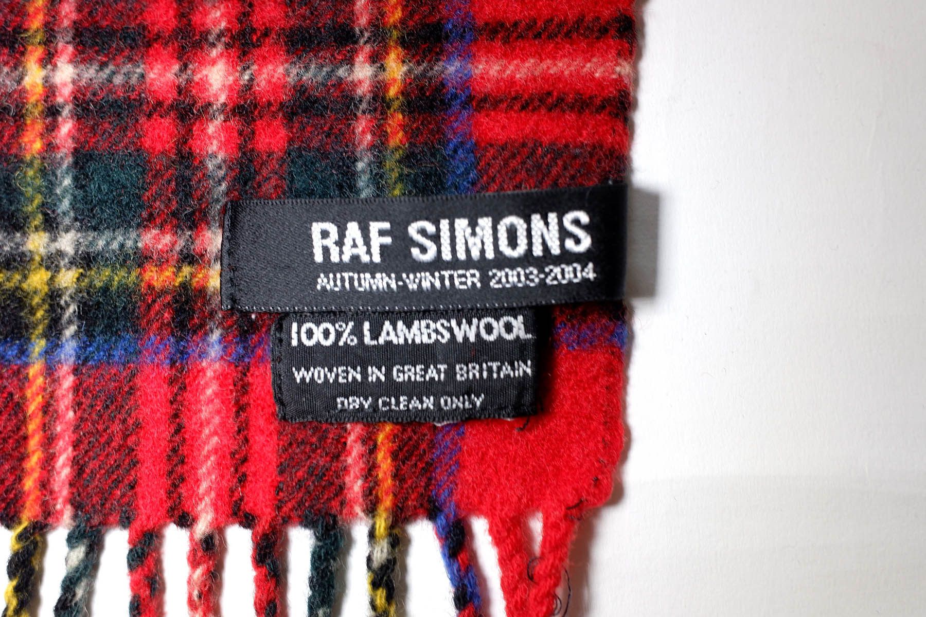 Raf Simons A/W 2003-2004 'Closer' Scarf Size ONE SIZE - 2 Thumbnail