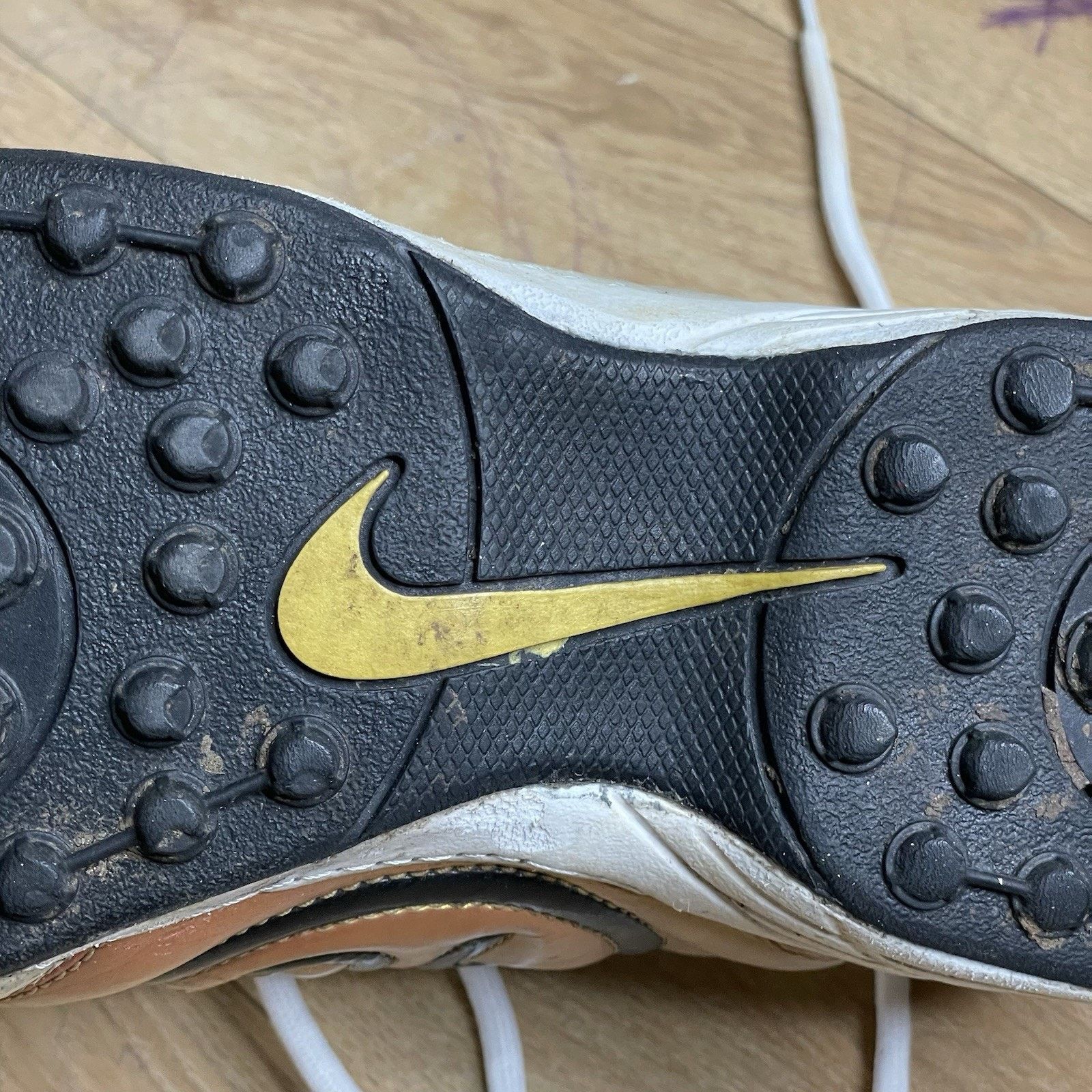 Nike vintage Nike Total 90 lll TF Shoes Astro Turf FootballSoccer Size US 7 / EU 40 - 18 Thumbnail