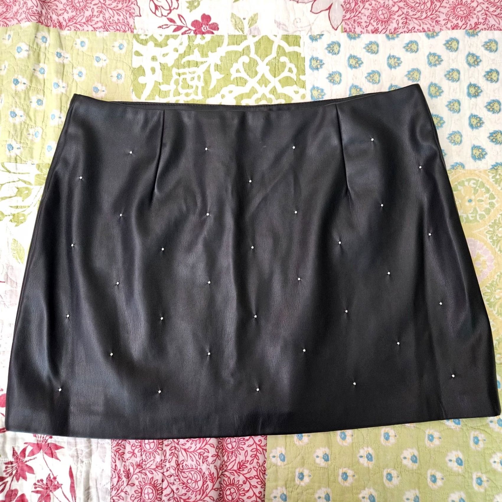 House of Harlow VINTAGE? No. House Of Harlow 1960 Studded Vegan Leather Mini Skirt Women's Size M NEW Size 32" / US 10 / IT 46 - 2 Thumbnail