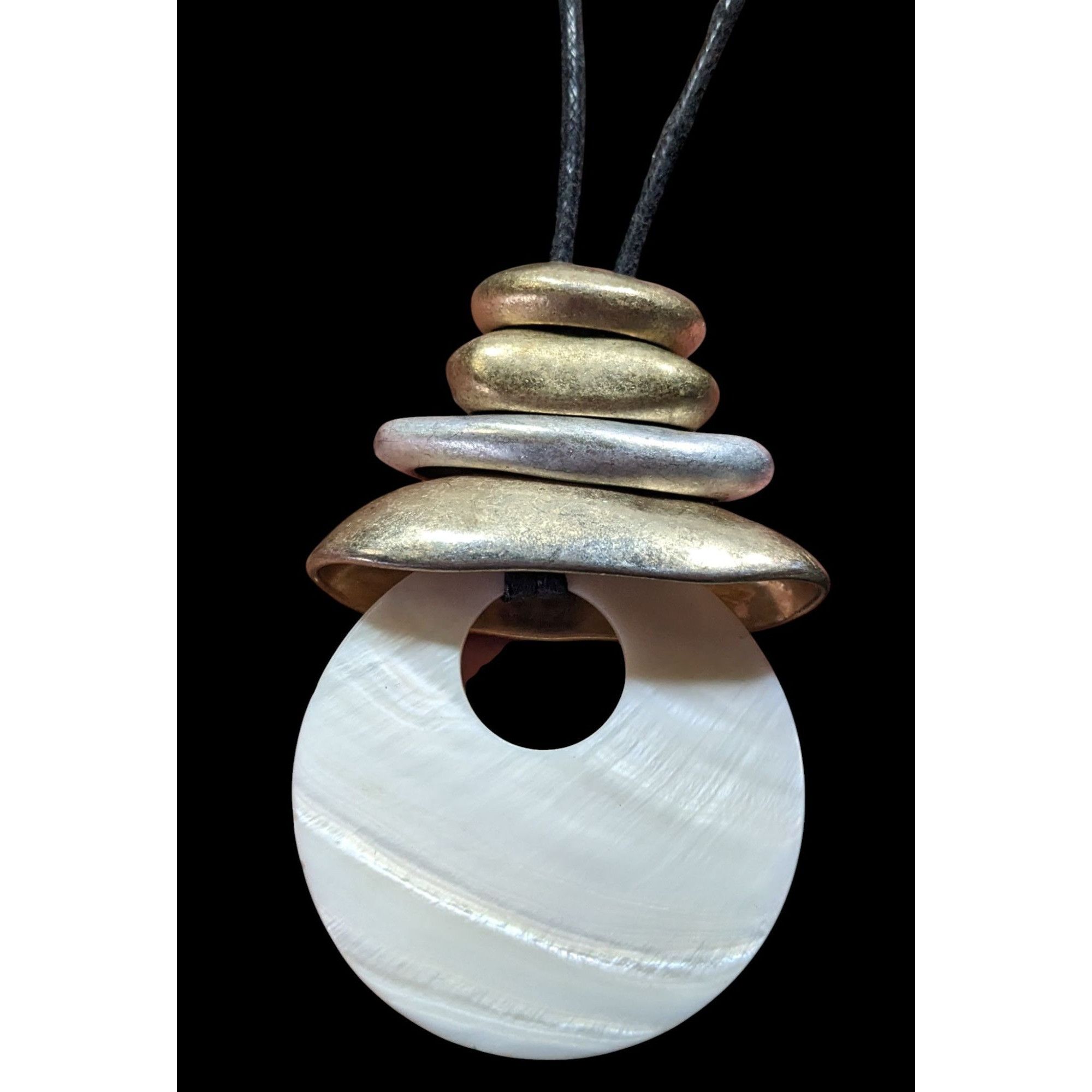 Other Bella And Jack Brutalist Mother Of Pearl And Metal Pendant N Size ONE SIZE - 3 Thumbnail