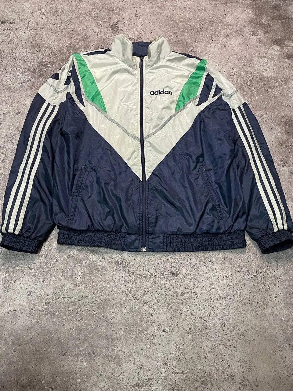 Adidas Adidas Vintage Windbreaker Coats Jackets Large Size US L / EU 52-54 / 3 - 1 Thumbnail
