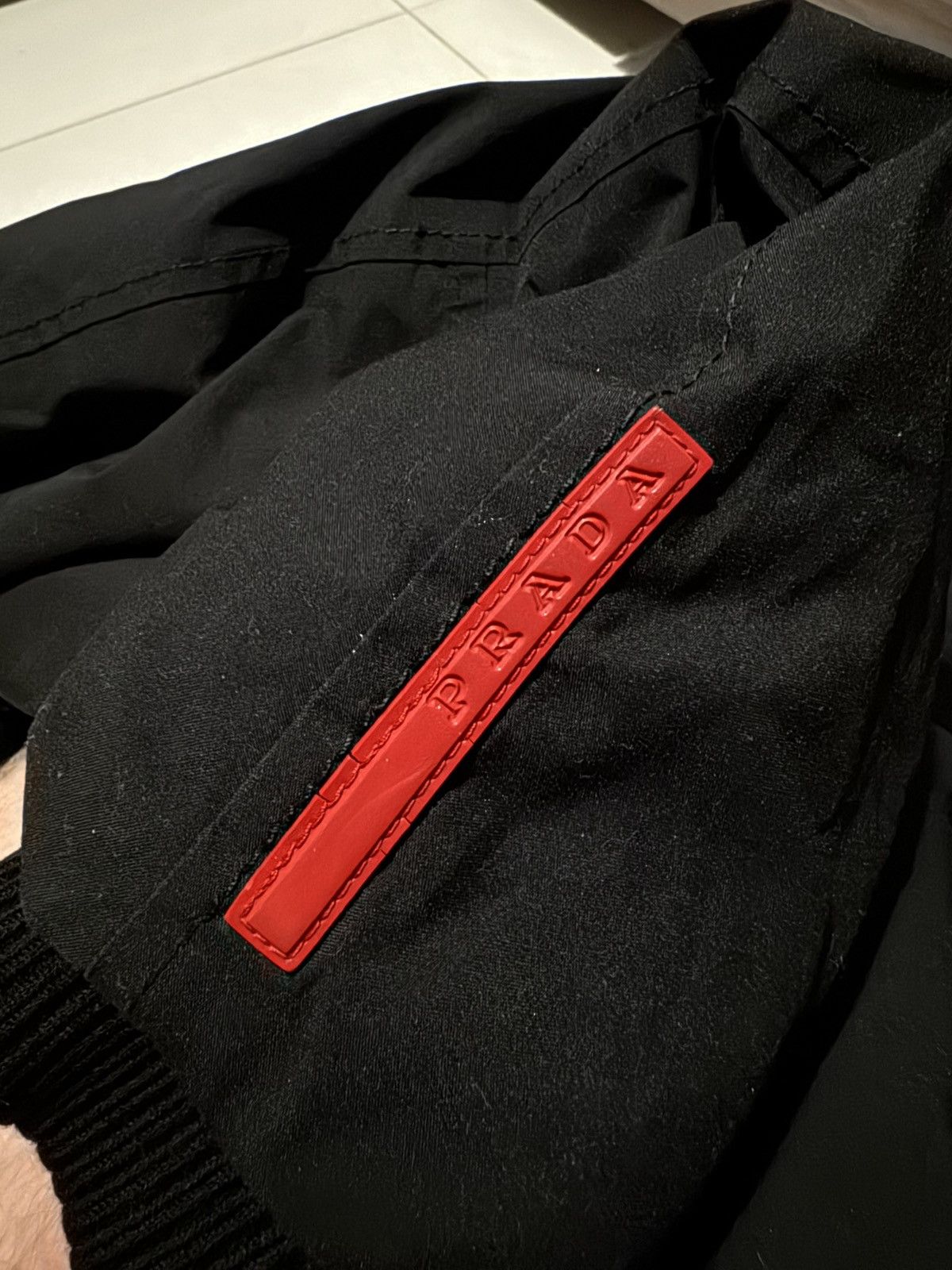 Prada Prada Puffer Coat Black Red Tab S women vintage Size US S / EU 44-46 / 1 - 8 Thumbnail