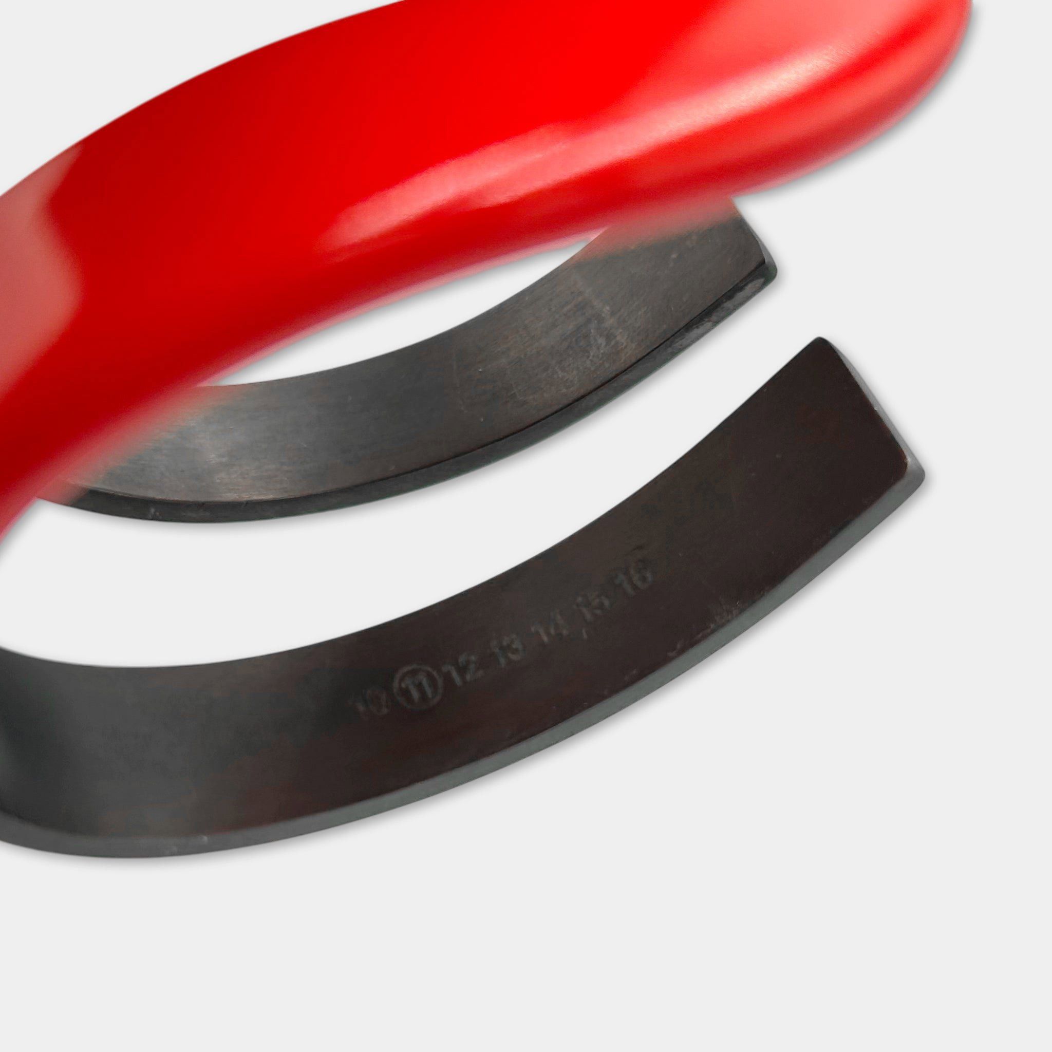 Maison Margiela Maison Margiela MM11 Red and Black Magnet Bracelet Size ONE SIZE - 4 Thumbnail