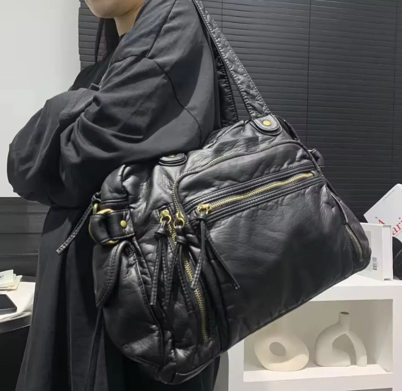 Vintage Retro Capacity y2k Multi Pocket Shoulder PU Leather Bag Size ONE SIZE - 2 Thumbnail