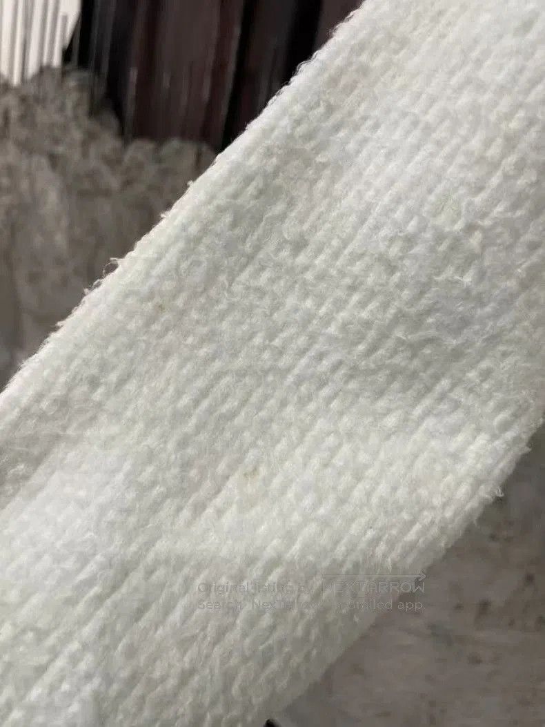 Balenciaga Balenciaga Black and White Lock Button Mohair Sweater. Size US XS / EU 42 / 0 - 6 Thumbnail