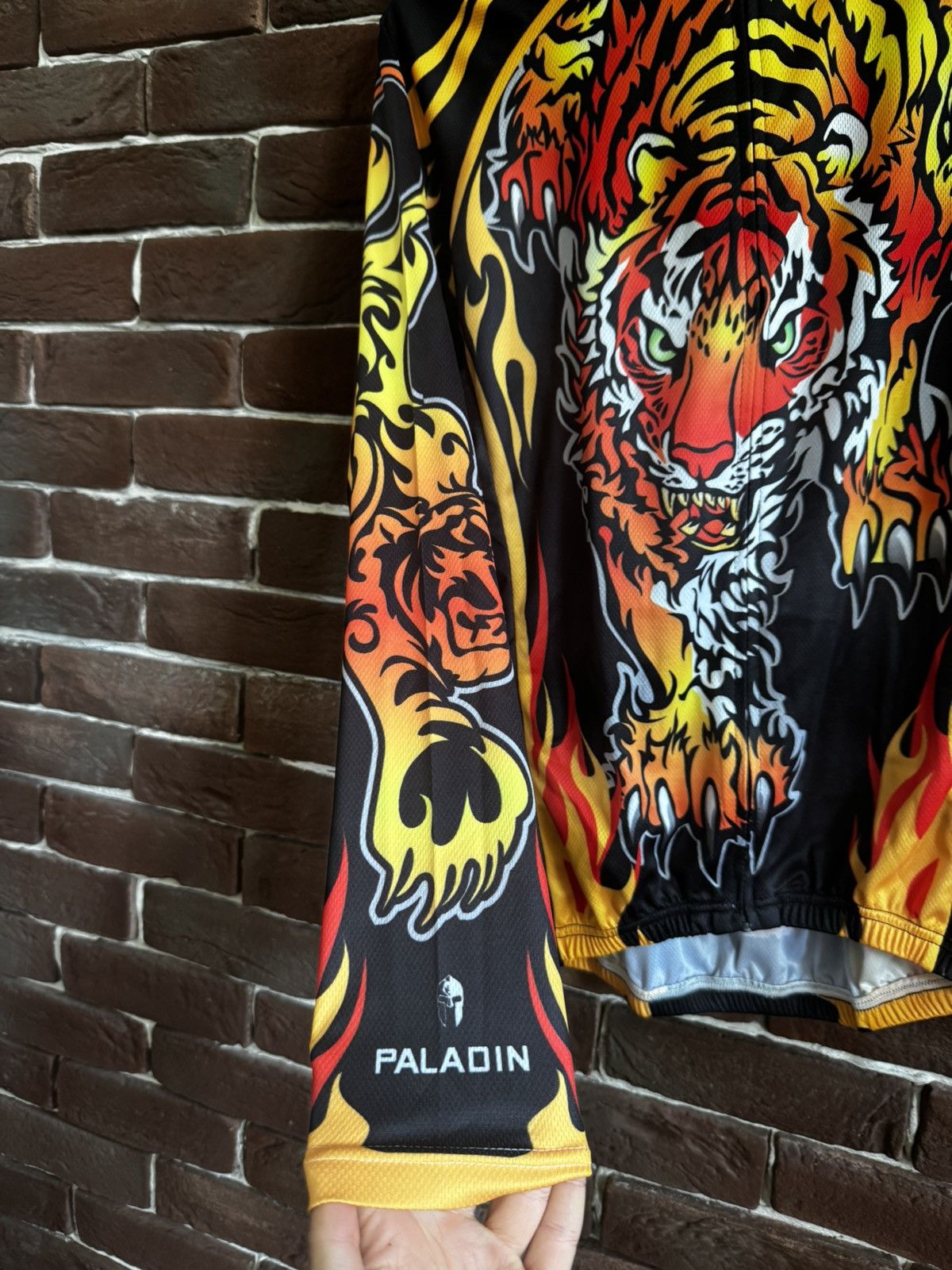 Other ONE OF A KIND Flaming Tiger Vintage Bike Jersey Hype Street Size US L / EU 52-54 / 3 - 8 Thumbnail