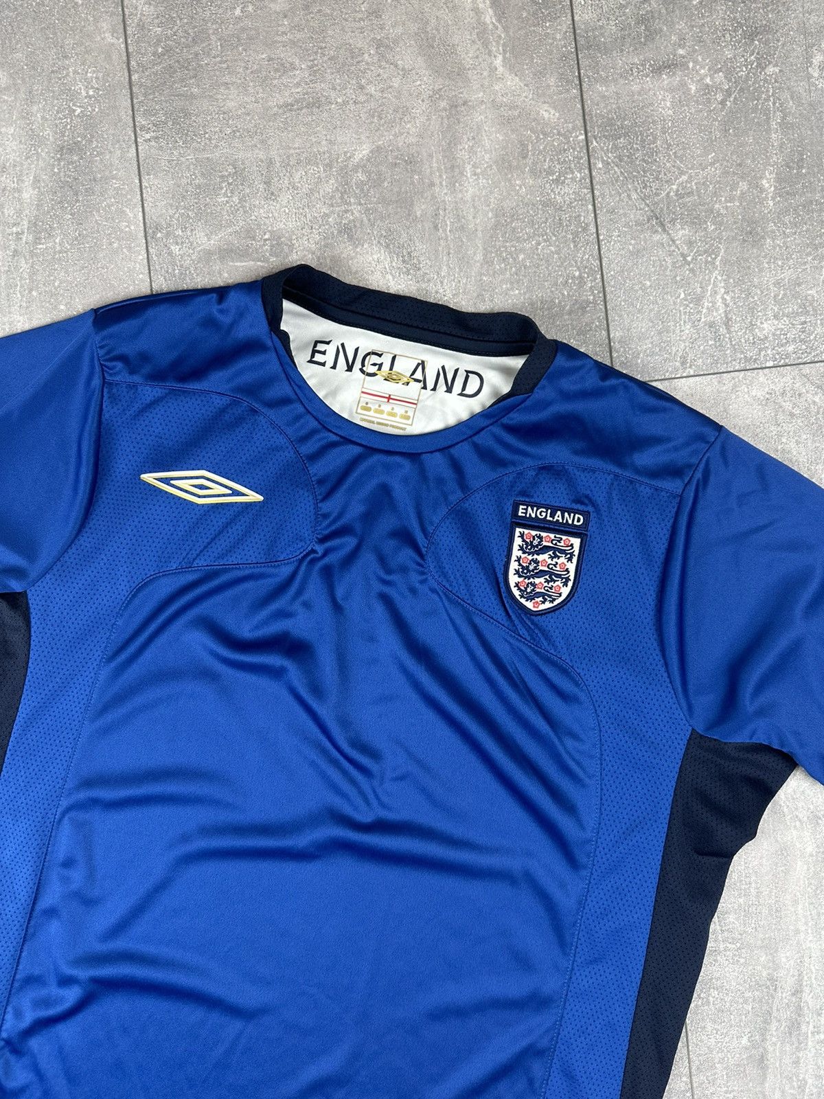 Umbro Umbro England National Team 2006/07 Training Jersey Size US S / EU 44-46 / 1 - 7 Thumbnail