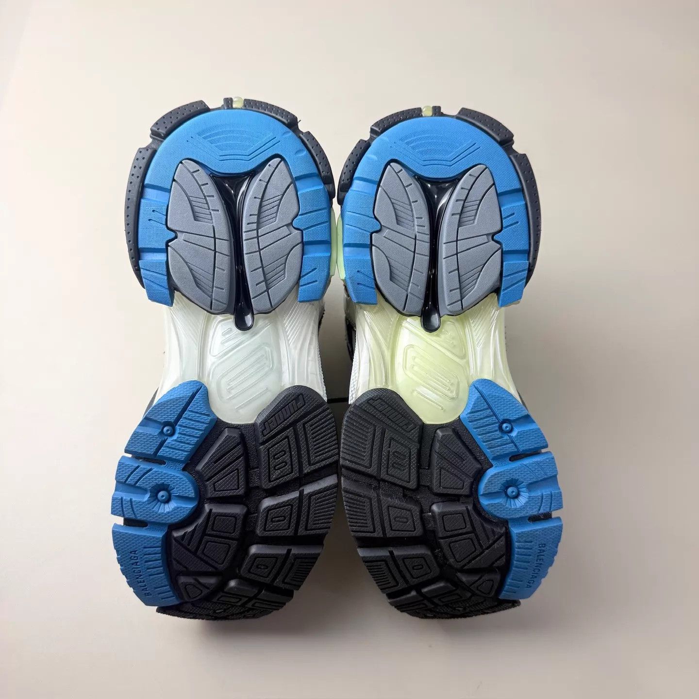 Balenciaga Balenciaga Runner blue green 36, new, tried on, mint Size US 5.5 / IT 35.5 - 6 Thumbnail
