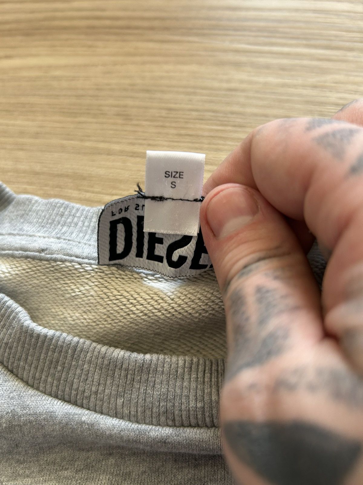 Diesel Diesel Mirror Logo Spell Out Crewneck Sweater Size US S / EU 44-46 / 1 - 4 Thumbnail