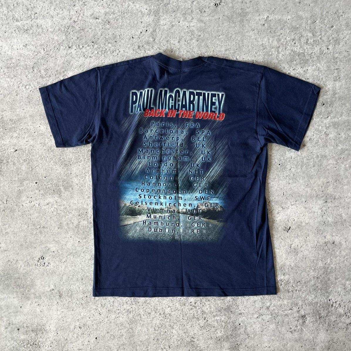 Band Tees × Vintage Vintage Paul McCartney back in the world merch band tee 2003 Size US M / EU 48-50 / 2 - 2 Thumbnail
