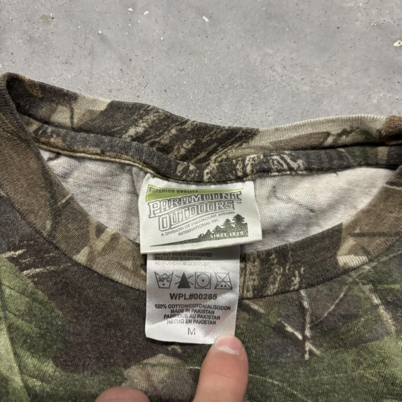 Realtree × Vintage Crazy Vintage Y2K/2000s Realtree Camo Streetwear Essential Tee! Size US M / EU 48-50 / 2 - 3 Thumbnail