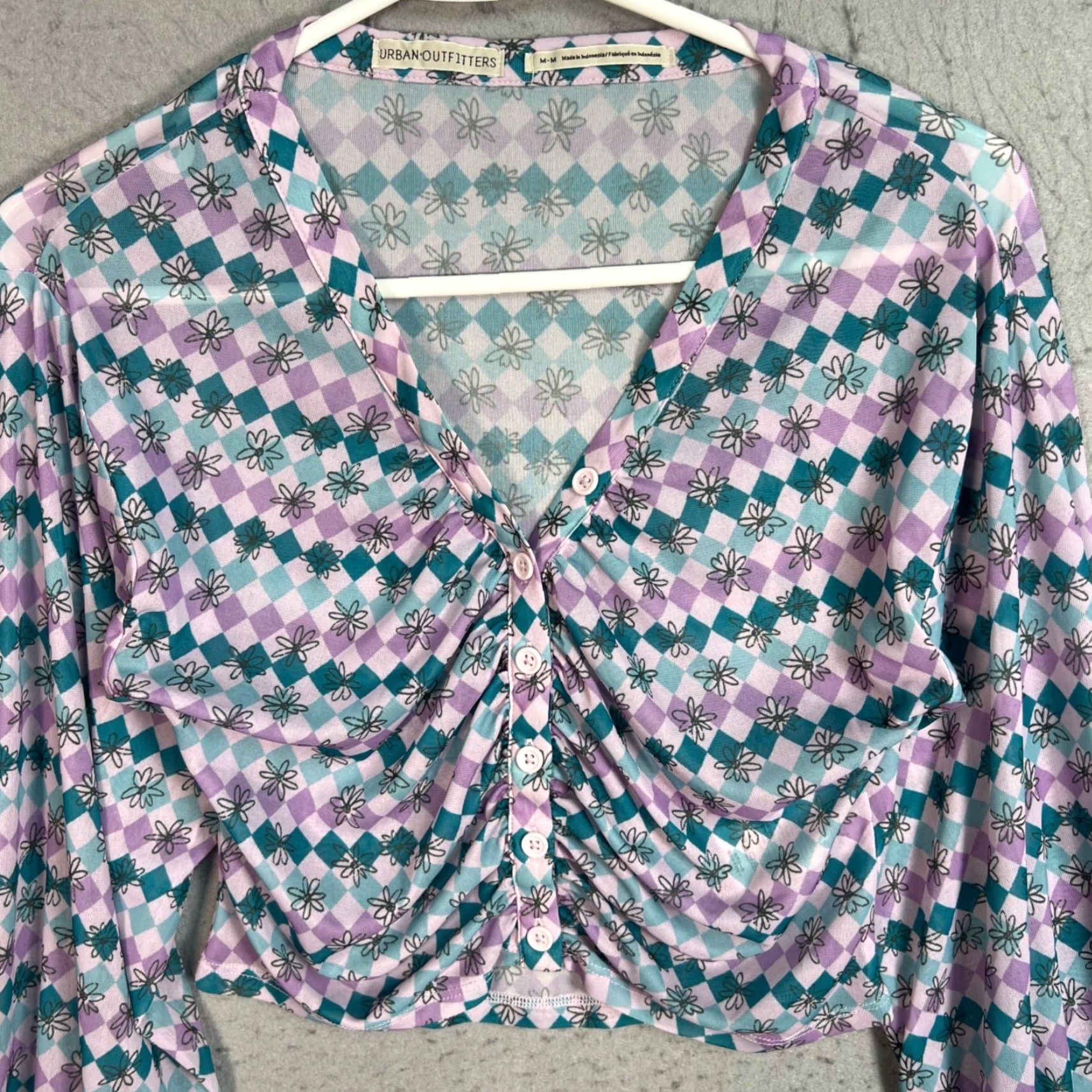Urban Outfitters VINTAGE Urban Outfitters Womens Size Medium Argyle Floral Ruched Button Front Top Shirt Blouse Cropped Purple Long Sleeve V-Neck Size M / US 6-8 / IT 42-44 - 6 Thumbnail