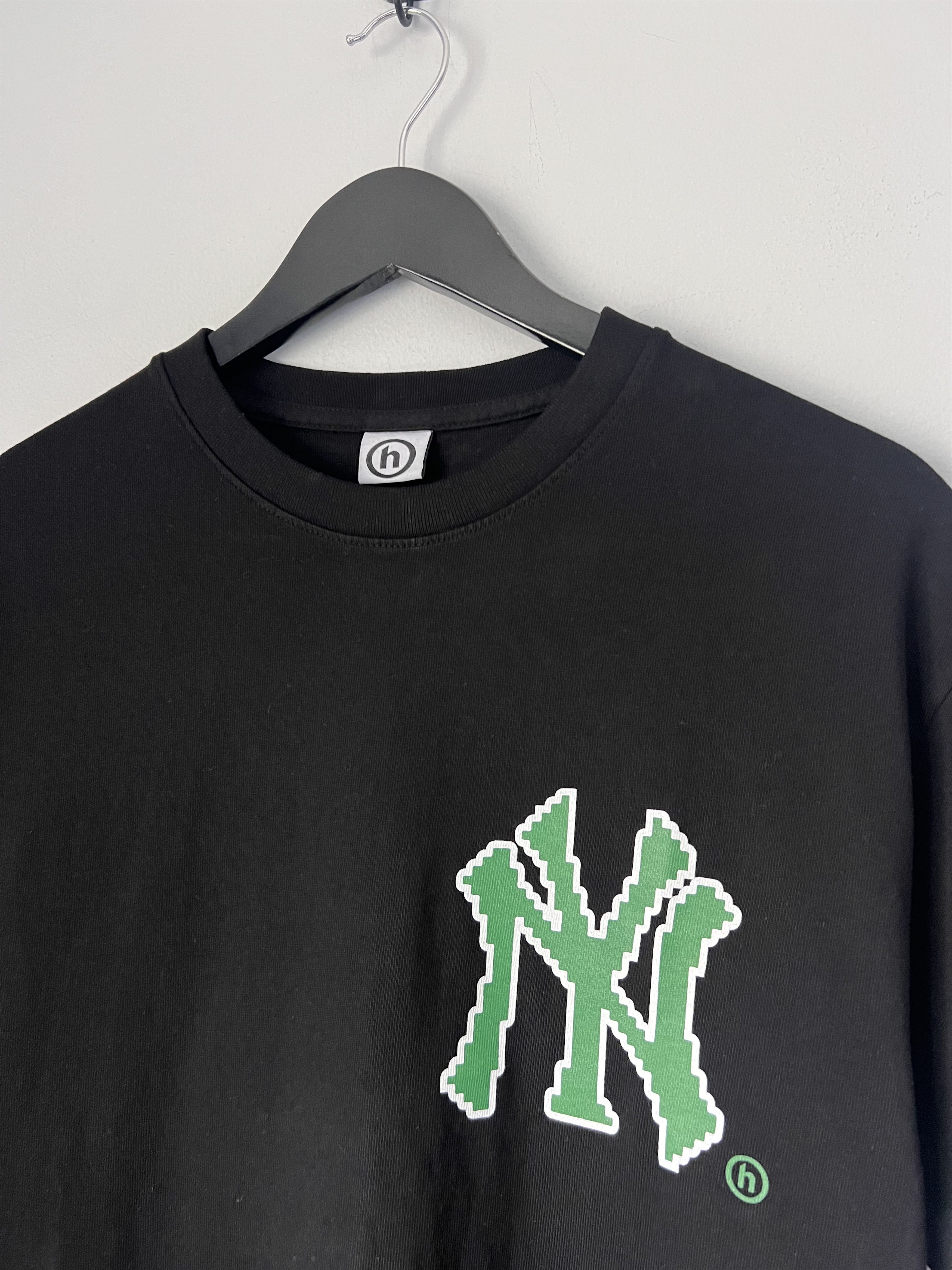 HIDDEN Hidden NY Yankees Pixel Tee in Black Size US S / EU 44-46 / 1 - 2 Thumbnail