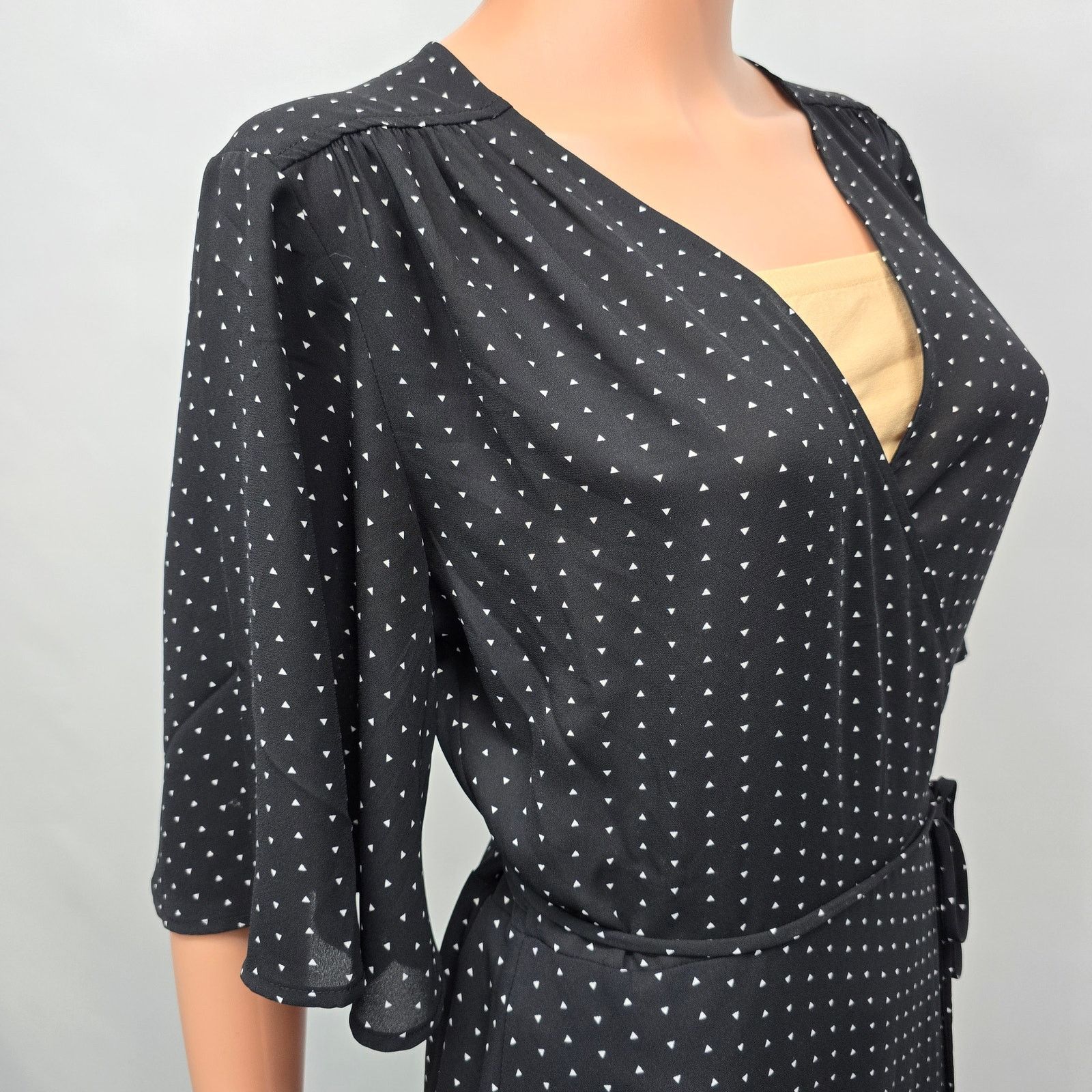 Lulus LULUS Farah Wrap Dress Pindot Triangle Print High low Midi Size M / US 6-8 / IT 42-44 - 8 Thumbnail