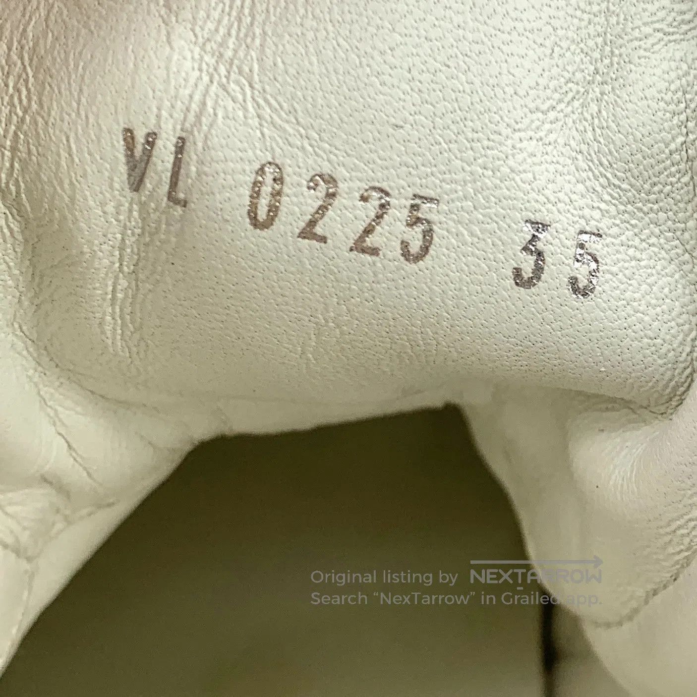 Louis Vuitton Louis Vuitton White Monogram Round Toe Tie Low Top Arch Sh Size US 4.5 / IT 34.5 - 6 Thumbnail