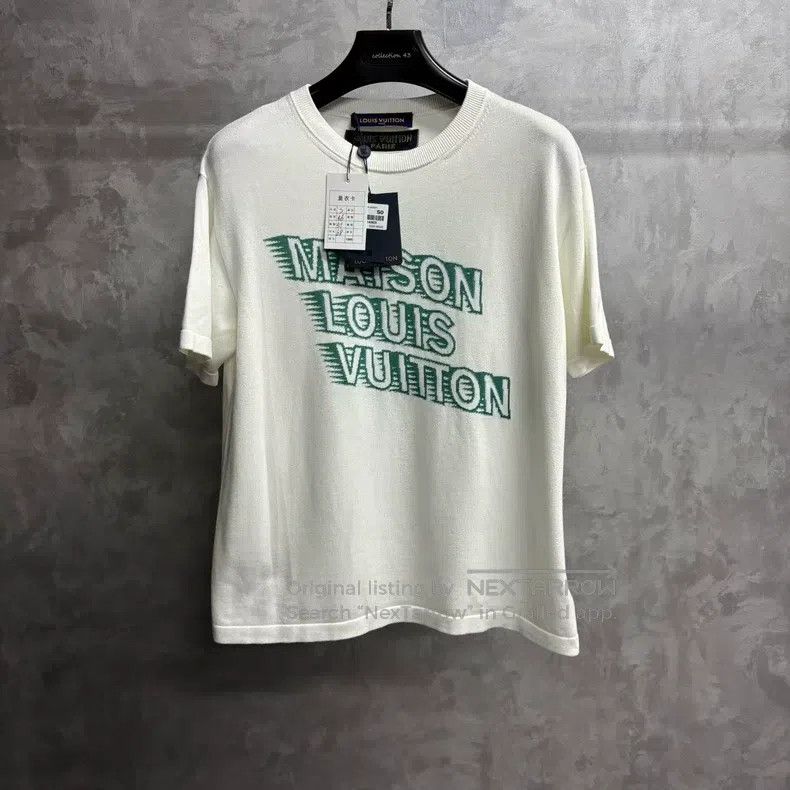 Louis Vuitton Louis Vuitton Beige Logo Print Crew Neck Short Sleeve T-Sh Size US S / EU 44-46 / 1 - 1 Thumbnail