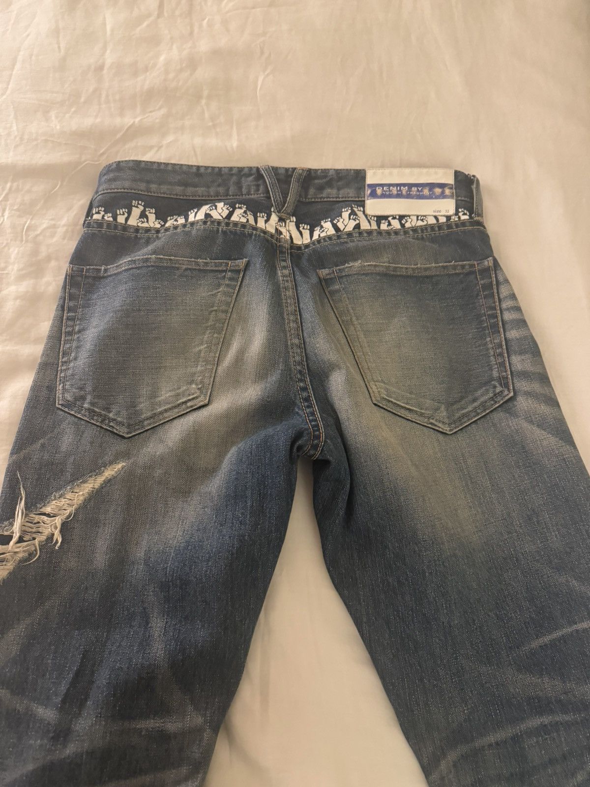 Fragment Design Thunderbolt Fragment Hiroshi Fujiwara Distressed Denim Size US 32 / EU 48 - 3 Thumbnail