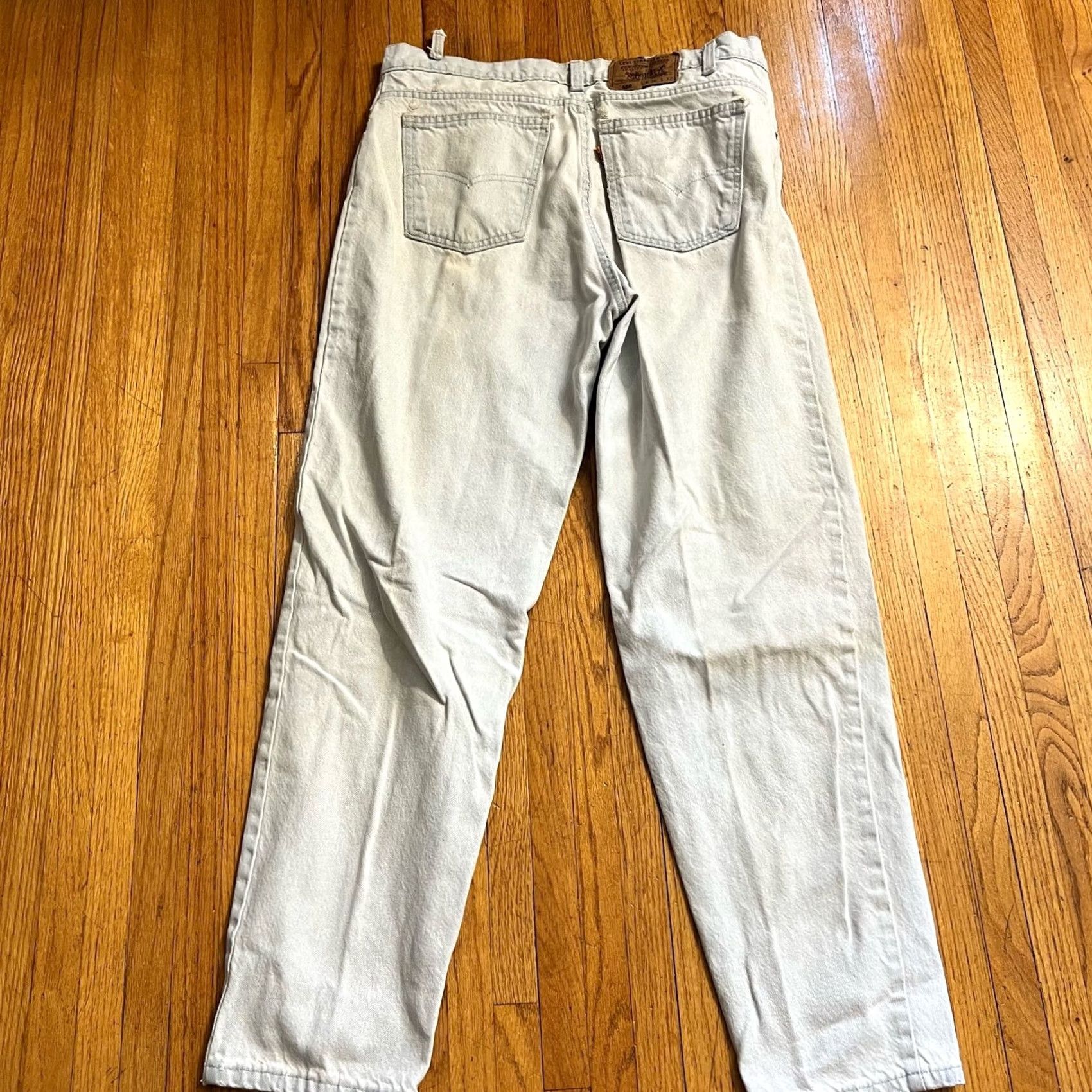 Levi's VINTAGE Levi’s Jea ns Mens 36 X32 Light Wash 550 Orange Tab Distressed Straight Jeans 34x30.5 Mens Size US 36 / EU 52 - 3 Thumbnail