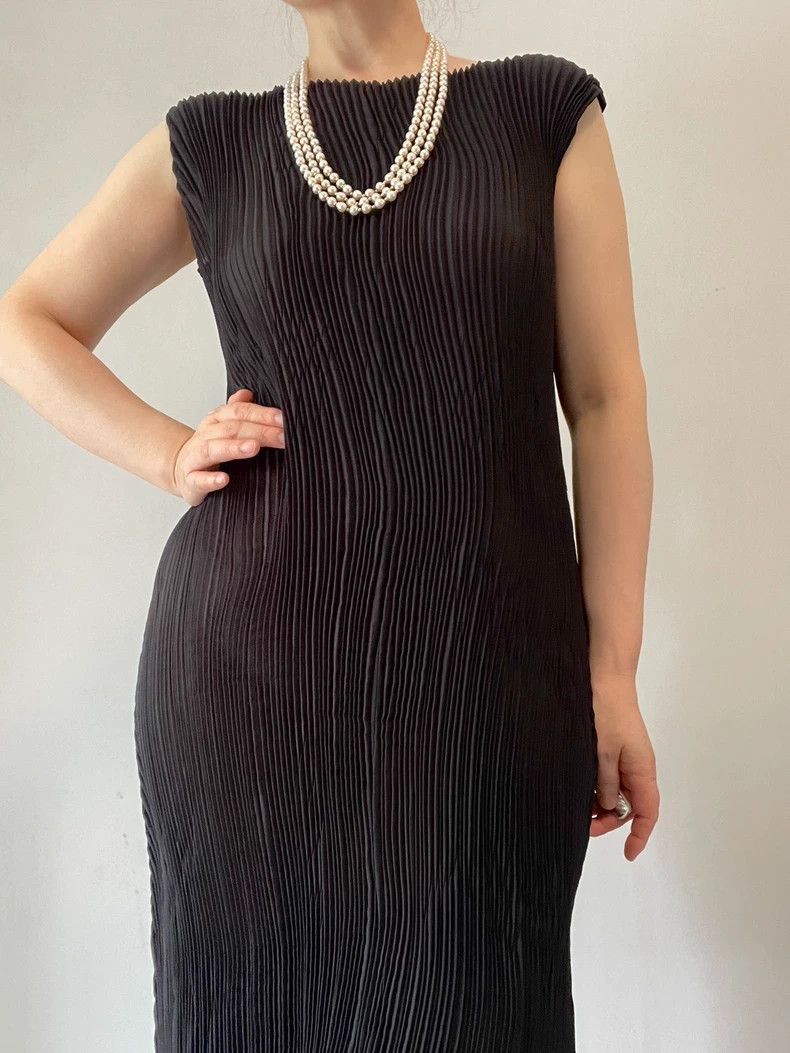 Issey Miyake Issey Miyake size:2 Black hard tulle pleated mainline dres Size M / US 6-8 / IT 42-44 - 3 Thumbnail