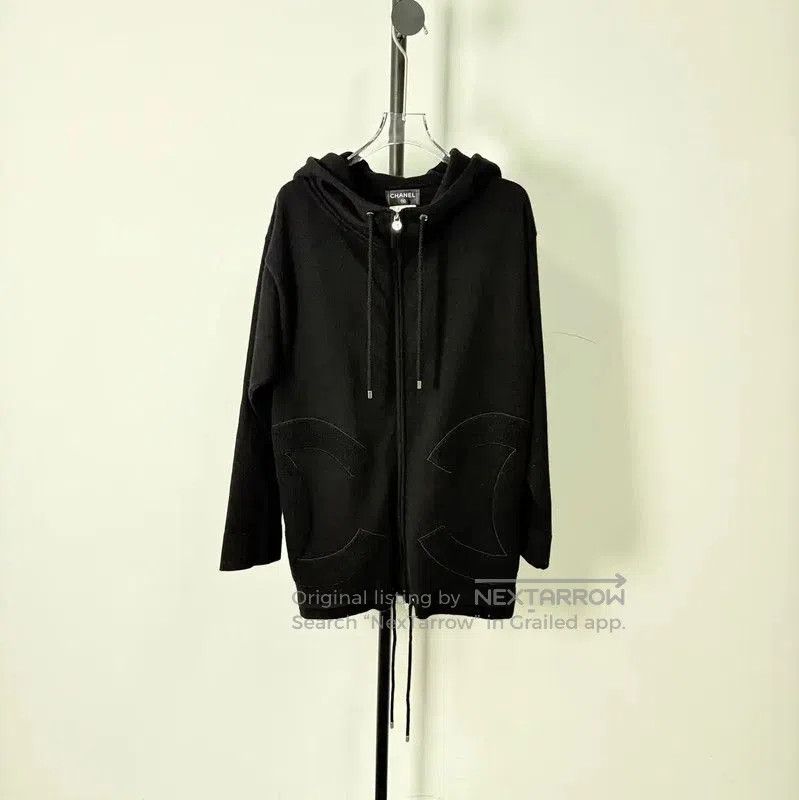 Chanel Chanel Black Wool Women's Hoodie . Size XS / US 0-2 / IT 36-38 - 1 Thumbnail