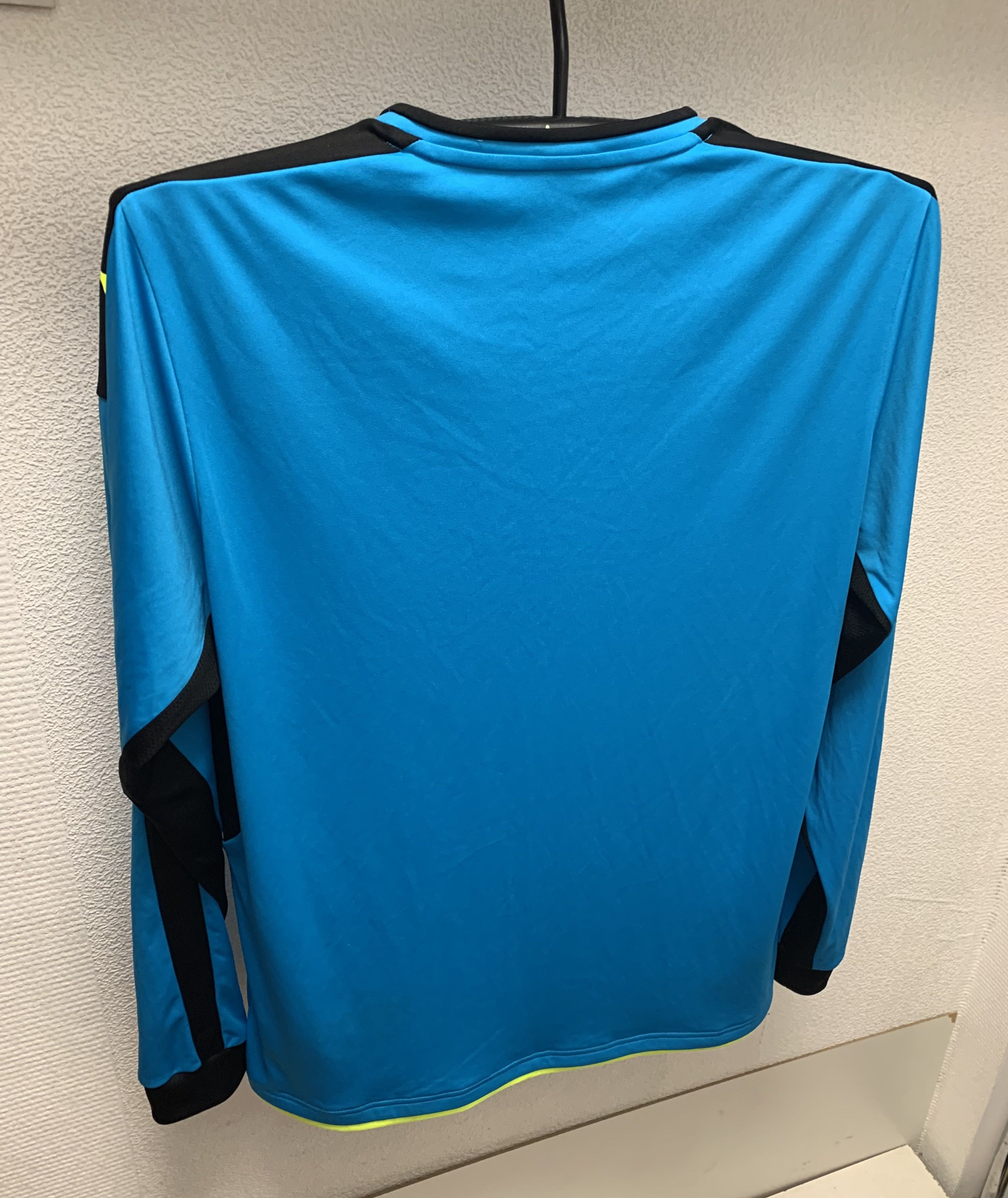 Puma Burnley puma soccer jersey longsleeve L football club Size US L / EU 52-54 / 3 - 5 Thumbnail
