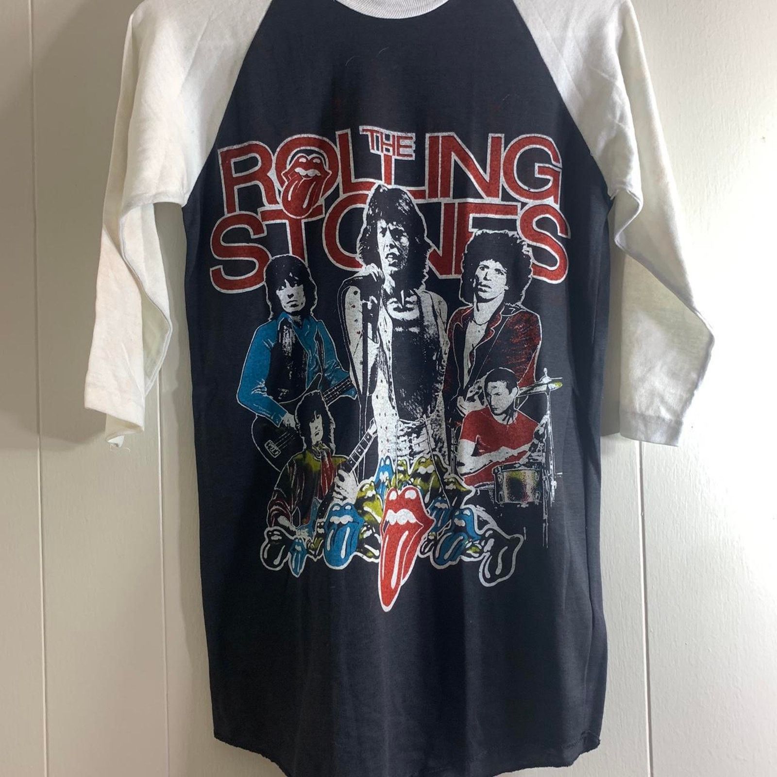 Vintage 1981 THE ROLLING STONES Tour raglan baseball tee shirt SMALL Size US S / EU 44-46 / 1 - 3 Thumbnail