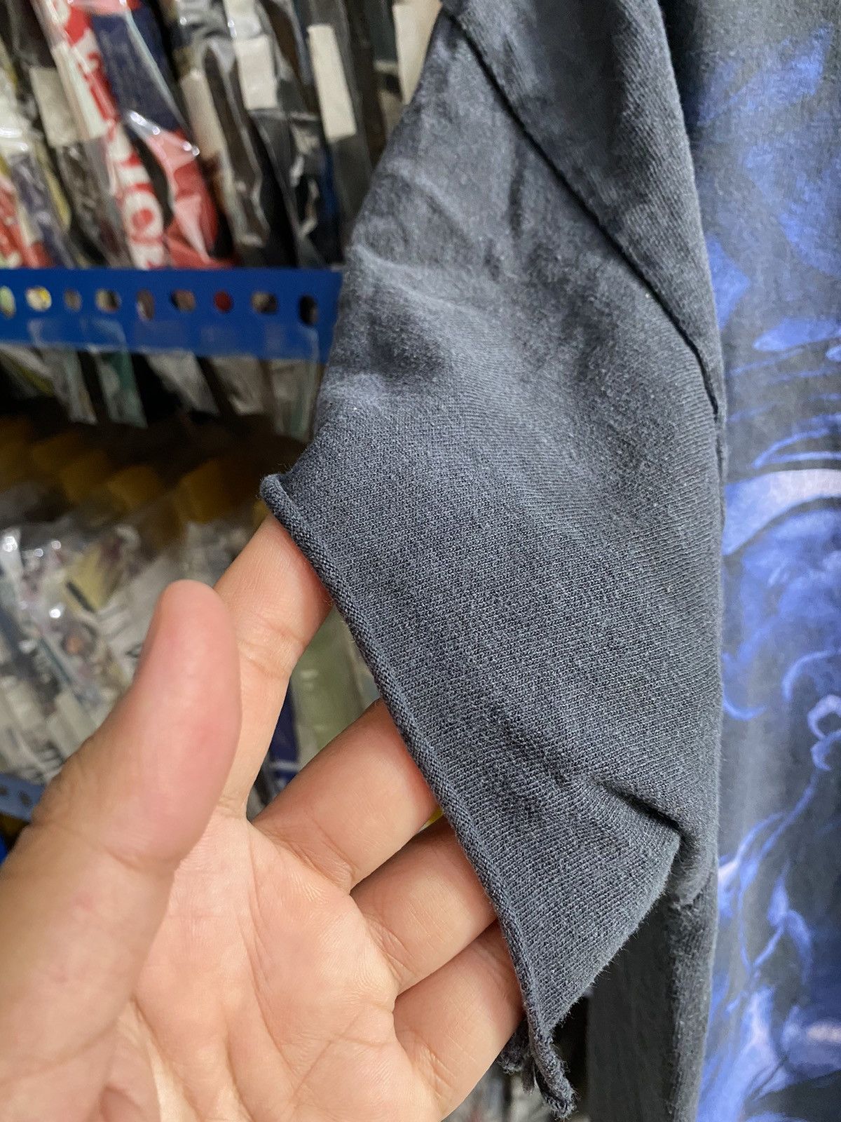 Liquid Blue DISTRESSED DRAGON BY LIQUID BLUE TSHIRT Size US XL / EU 56 / 4 - 7 Thumbnail
