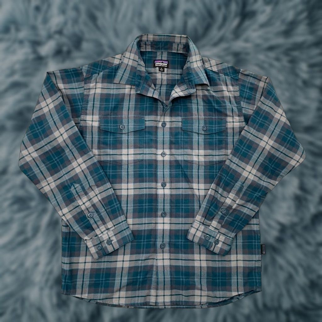 Patagonia Patagonia Shirt Adult Small Green Plaid Long Sleeve Button Up Mens Size US S / EU 44-46 / 1 - 1 Thumbnail