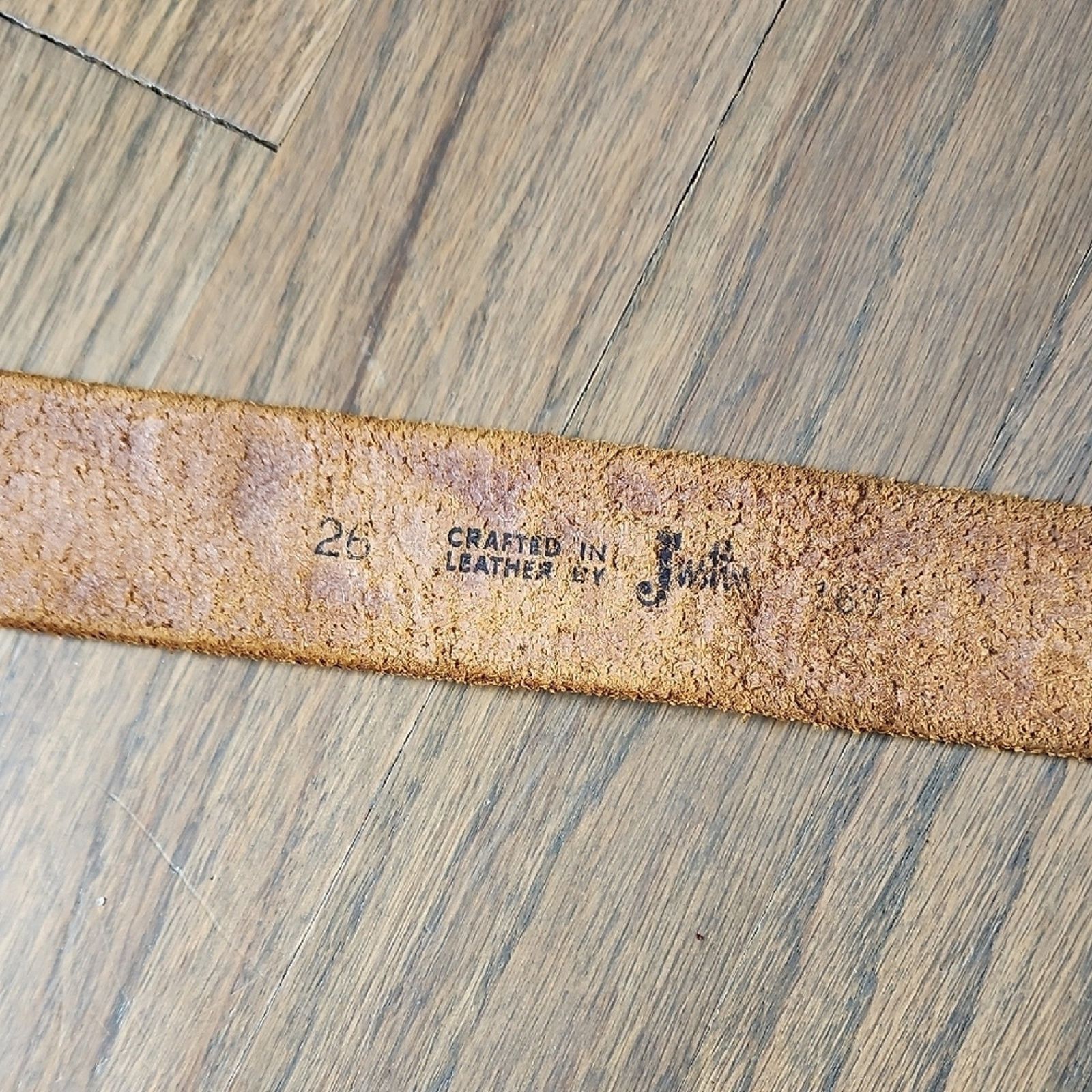 Justin Boots Justin Boots Carved Brown Leather Belt with Silver Buckle Size ONE SIZE - 2 Thumbnail
