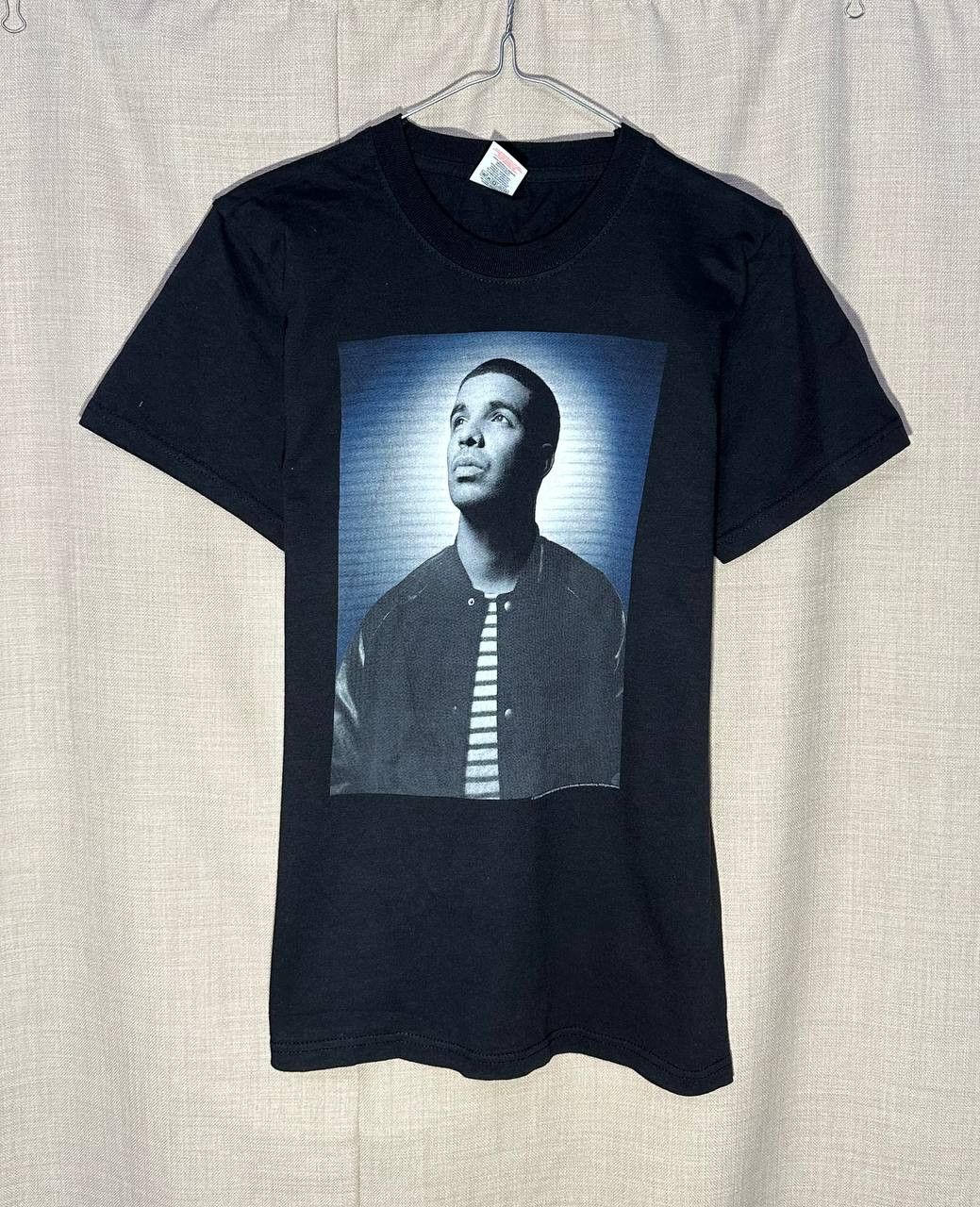 Fruit Of The Loom Drake Away From Home Tour 2010 Fruit of the loom t Shirt Size US S / EU 44-46 / 1 - 1 Thumbnail