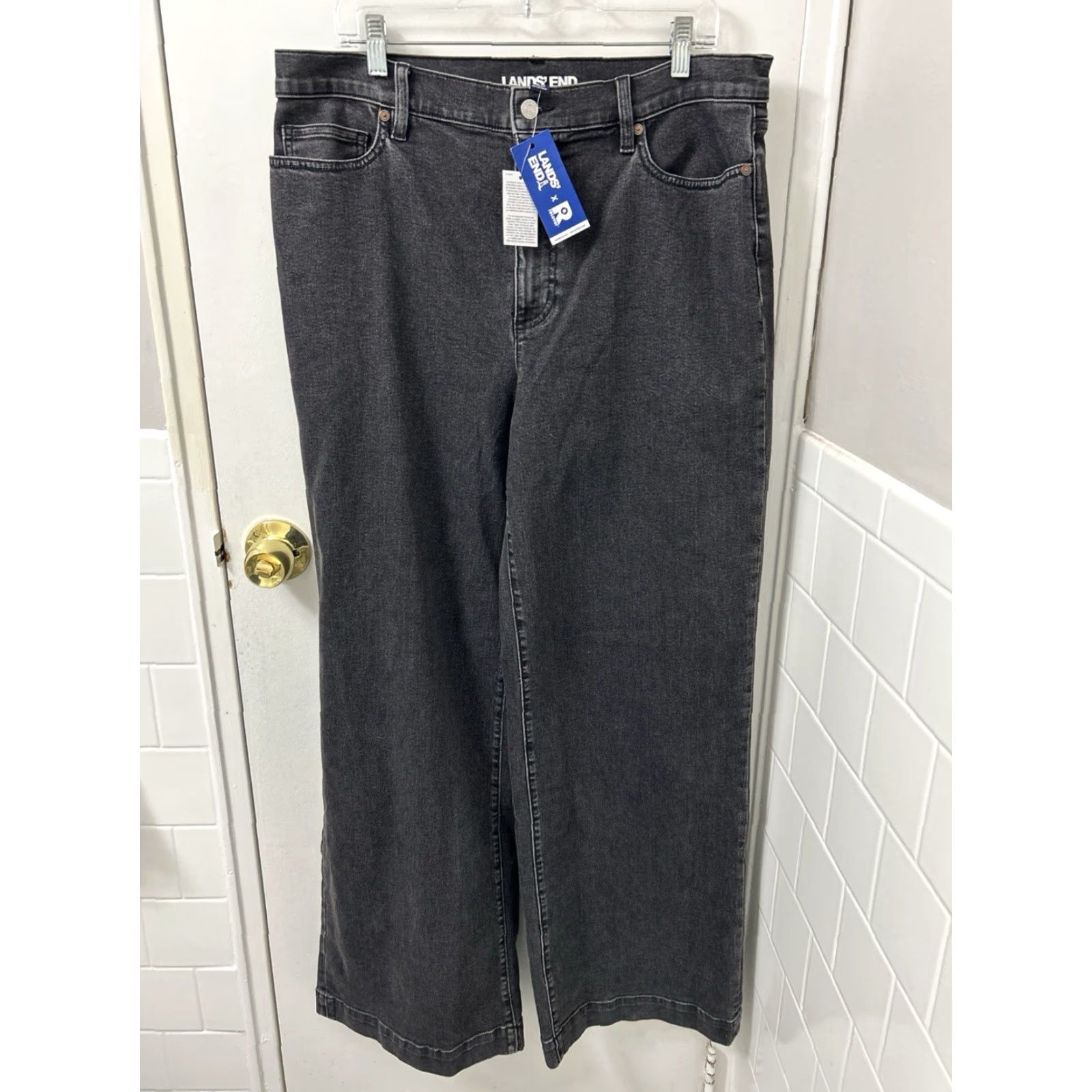 Lands' End Lands End Jeans Womens 36x33 Gray Wide-Leg 5-Pocket Denim NWT Regular Inseam 33 Cotton Spandex Charcoal Wash Pockets Logo Vintage: No ✓ Size 25" / US 0 / IT 36 - 2 Thumbnail