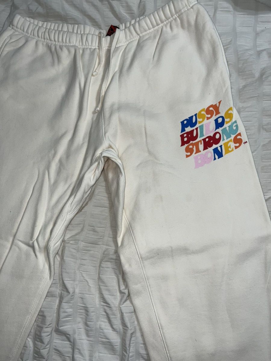LaRopa LaRopa PBSB Cream Fruity Pebble Sweatpants Size US 38 / EU 54 - 2 Thumbnail