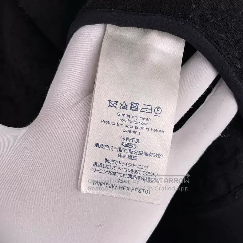 Louis Vuitton Louis Vuitton Black logo embossed cotton hooded drawstring Size US S / EU 44-46 / 1 - 6 Thumbnail