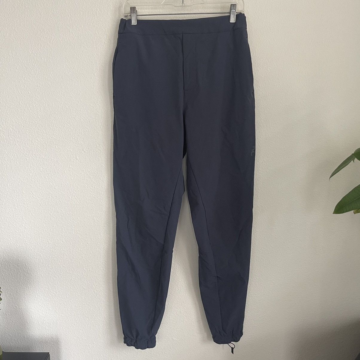 On On Running Performance Stretch Everyday Active Pants Size US 34 / EU 50 - 1 Thumbnail