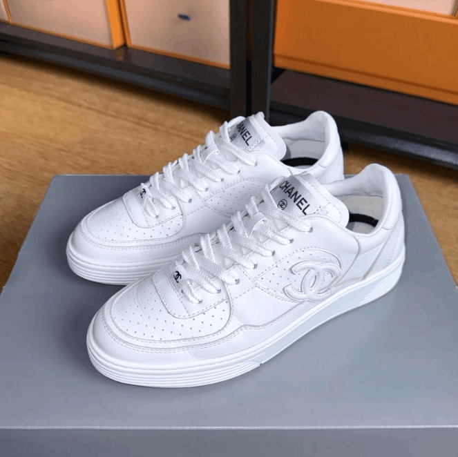 Chanel Chanel low-top casual shoes Size US 6 / IT 36 - 1 Thumbnail