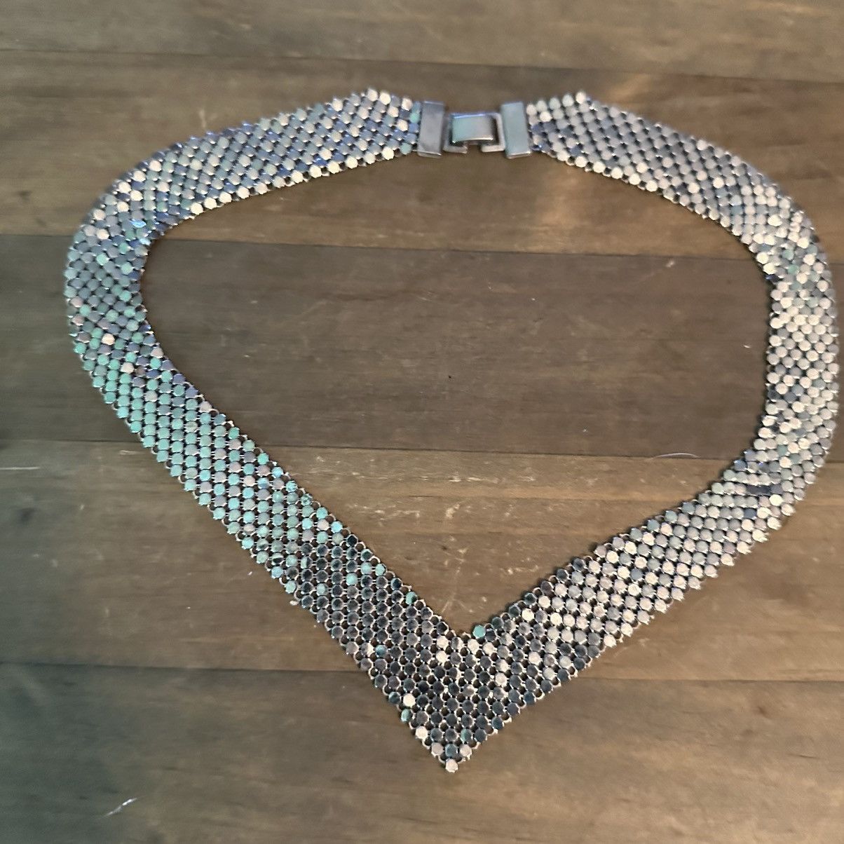 Vintage Vintage silver mesh V necklace Size ONE SIZE - 2 Thumbnail