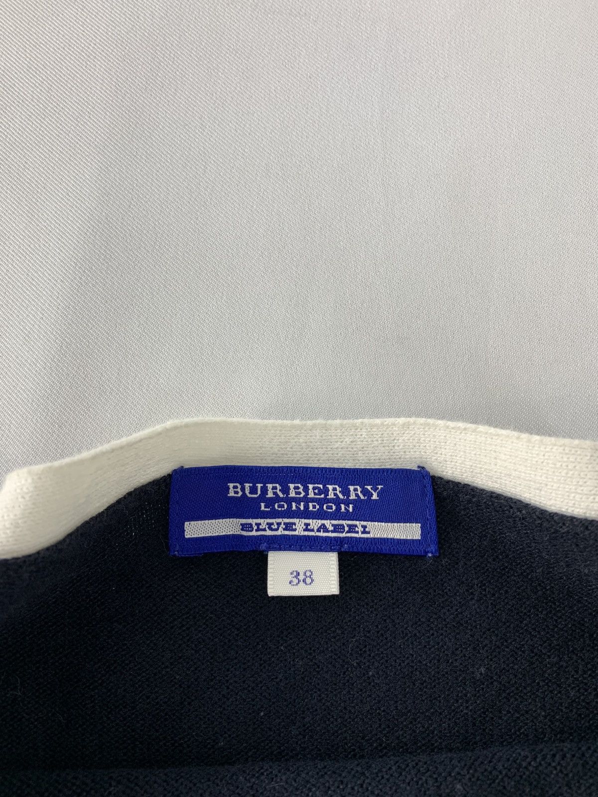 Burberry Burberry Blue Label Big Logo Knitwear Sweater Stretchable Size XS / US 0-2 / IT 36-38 - 5 Thumbnail
