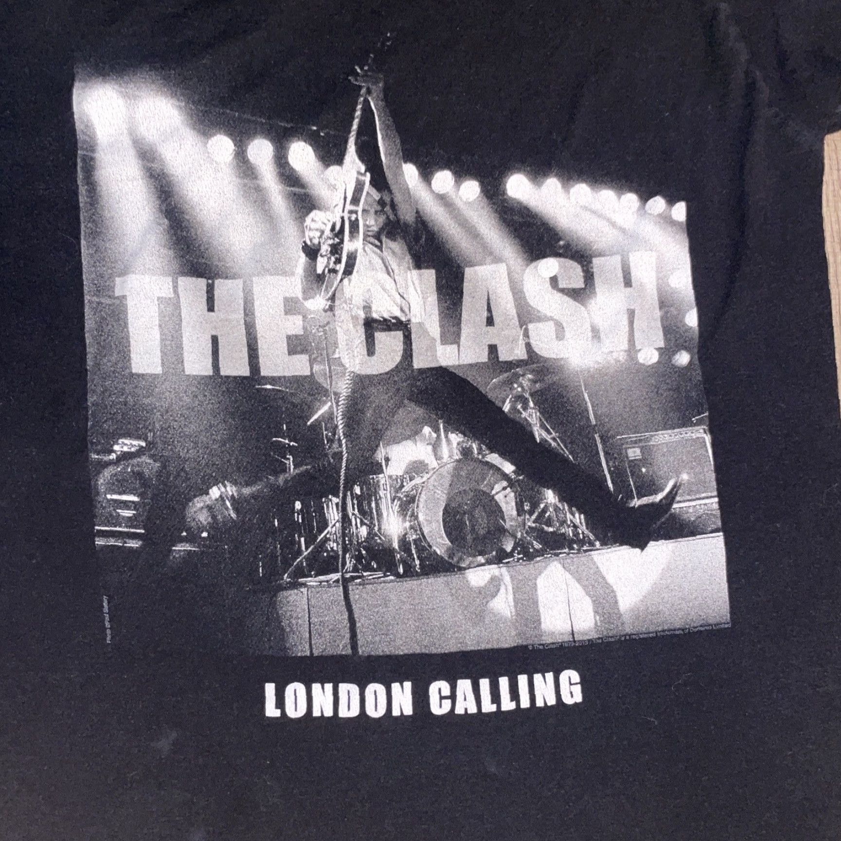 Tultex VINTAGE The Clash T-Shirt Black M Tultex Regular Men Medium Shirt Size US M / EU 48-50 / 2 - 2 Thumbnail