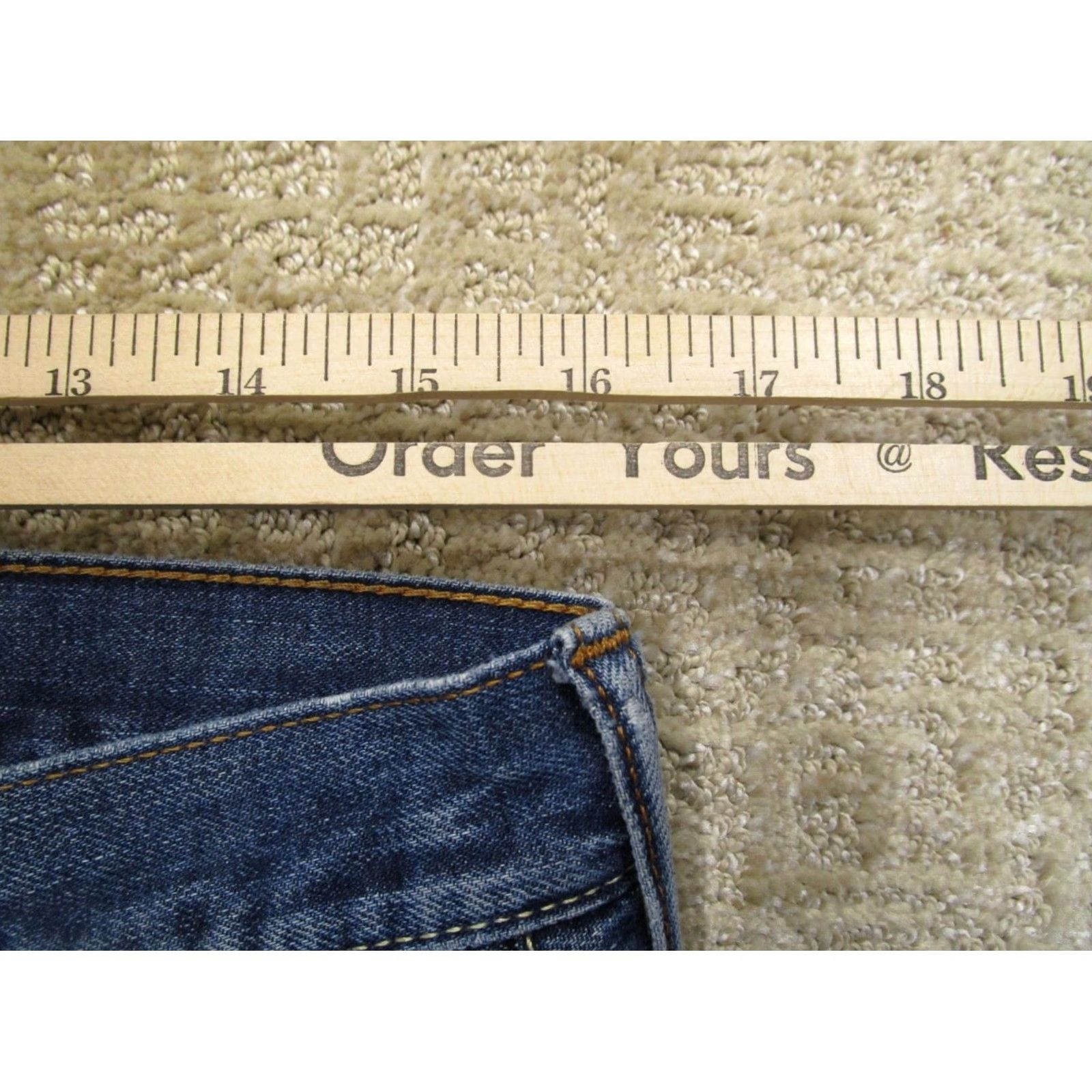 Abercrombie & Fitch Abercrombie & Fitch Jeans Men 31x32 Blue Button Fly Distressed Dark Wash Jeans Size US 31 - 5 Thumbnail