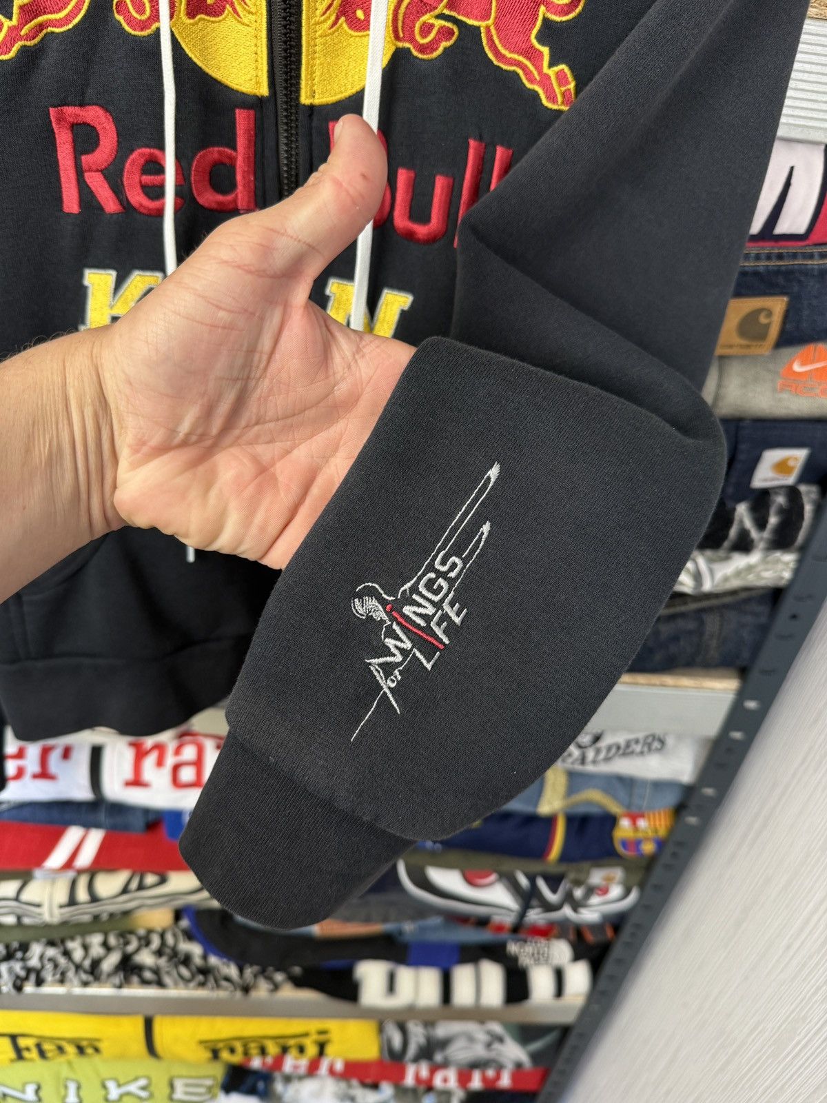 Japanese Brand Red Bull Vintage Zip Hoodie Big Center Logo Y2K Size US S / EU 44-46 / 1 - 6 Thumbnail