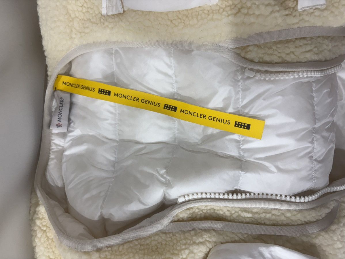 Moncler Moncler/Pharrell Williams Off-White Convertible Down Jacket Size US M / EU 48-50 / 2 - 11 Thumbnail