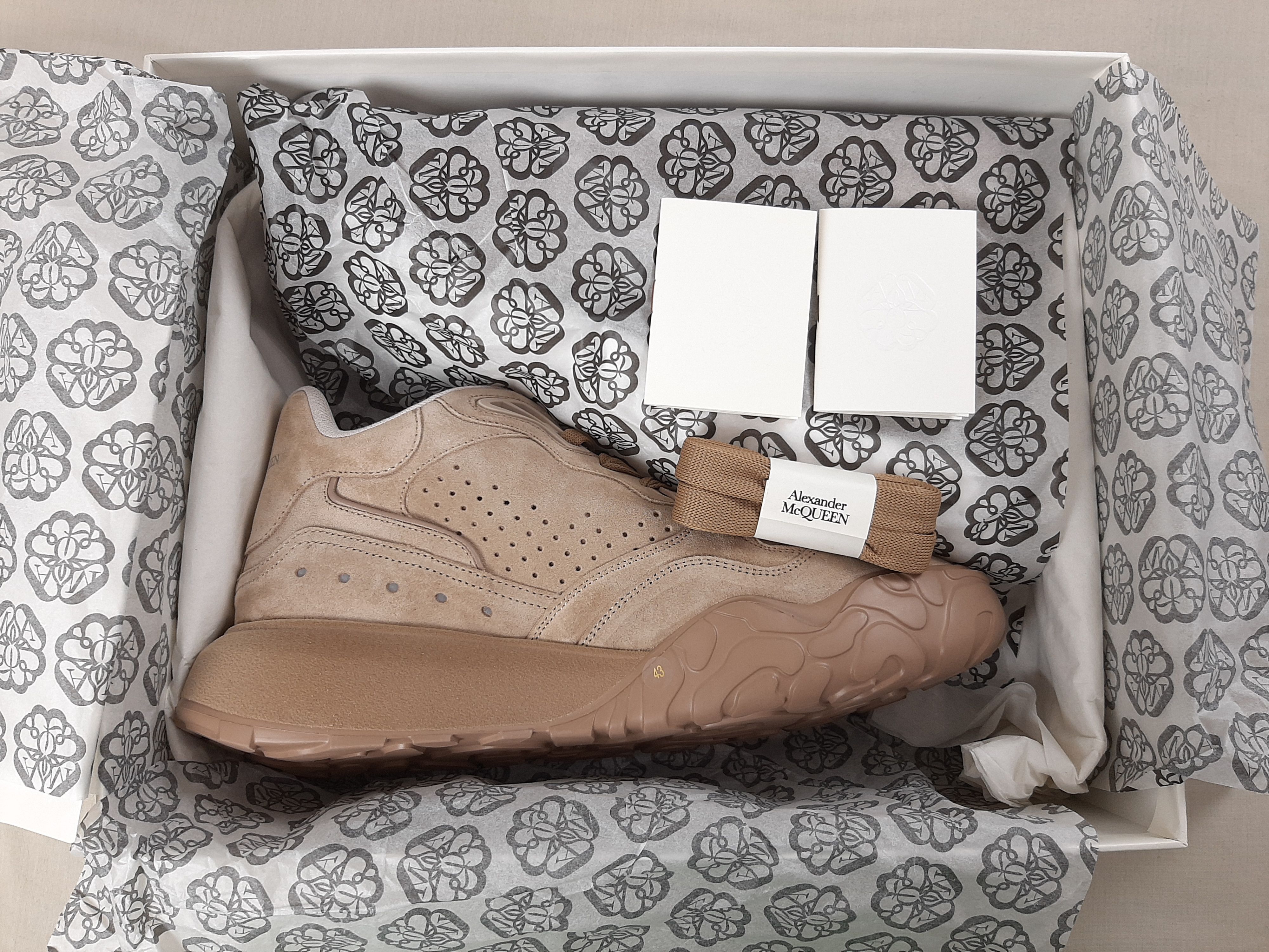 Alexander McQueen Alexander McQueen Court Trainers Men's Size US 10 EU 43 Size US 10 / EU 43 - 13 Thumbnail