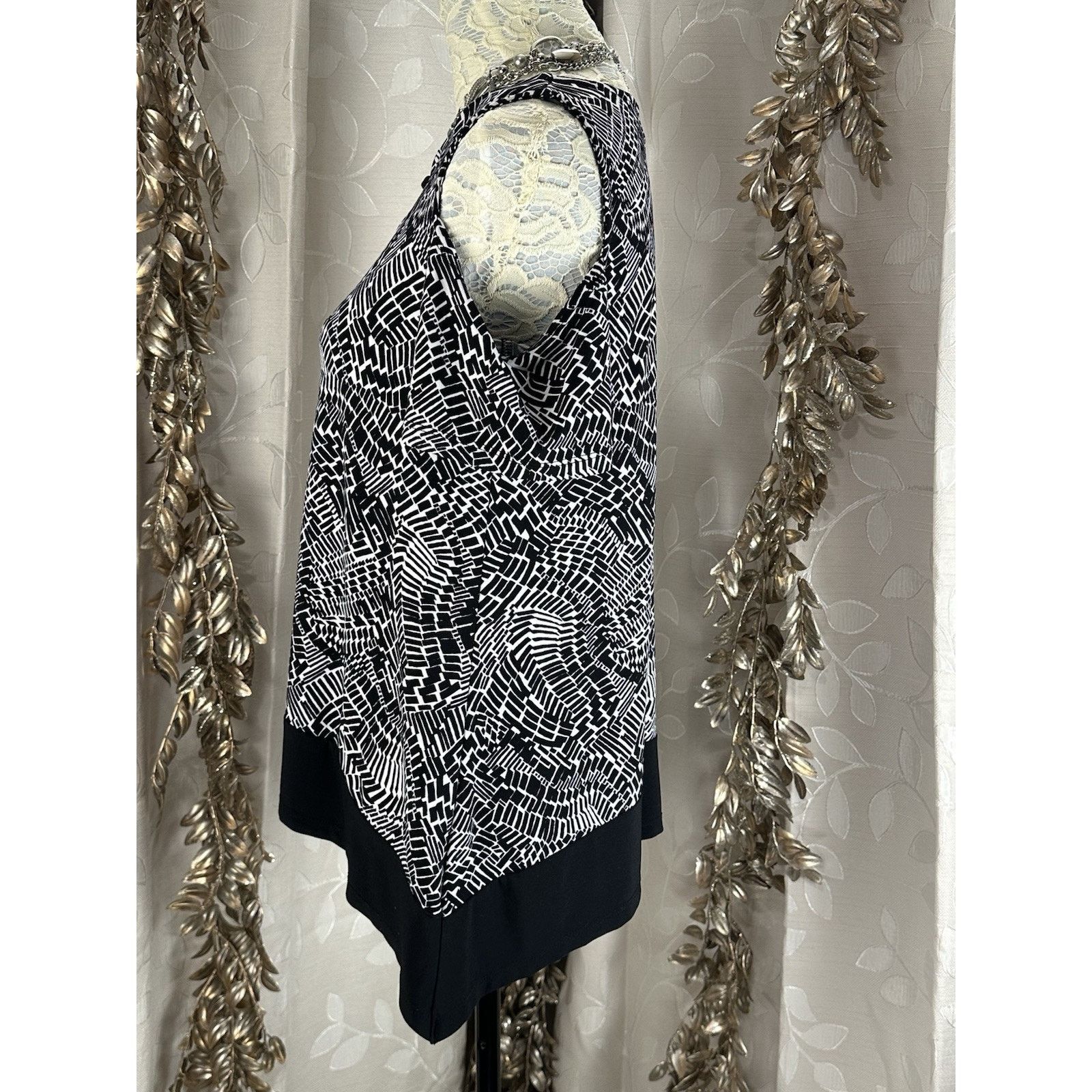 Other Rafaella Cold Shoulder Top SM Black White Print Blouse Size S / US 4 / IT 40 - 5 Thumbnail