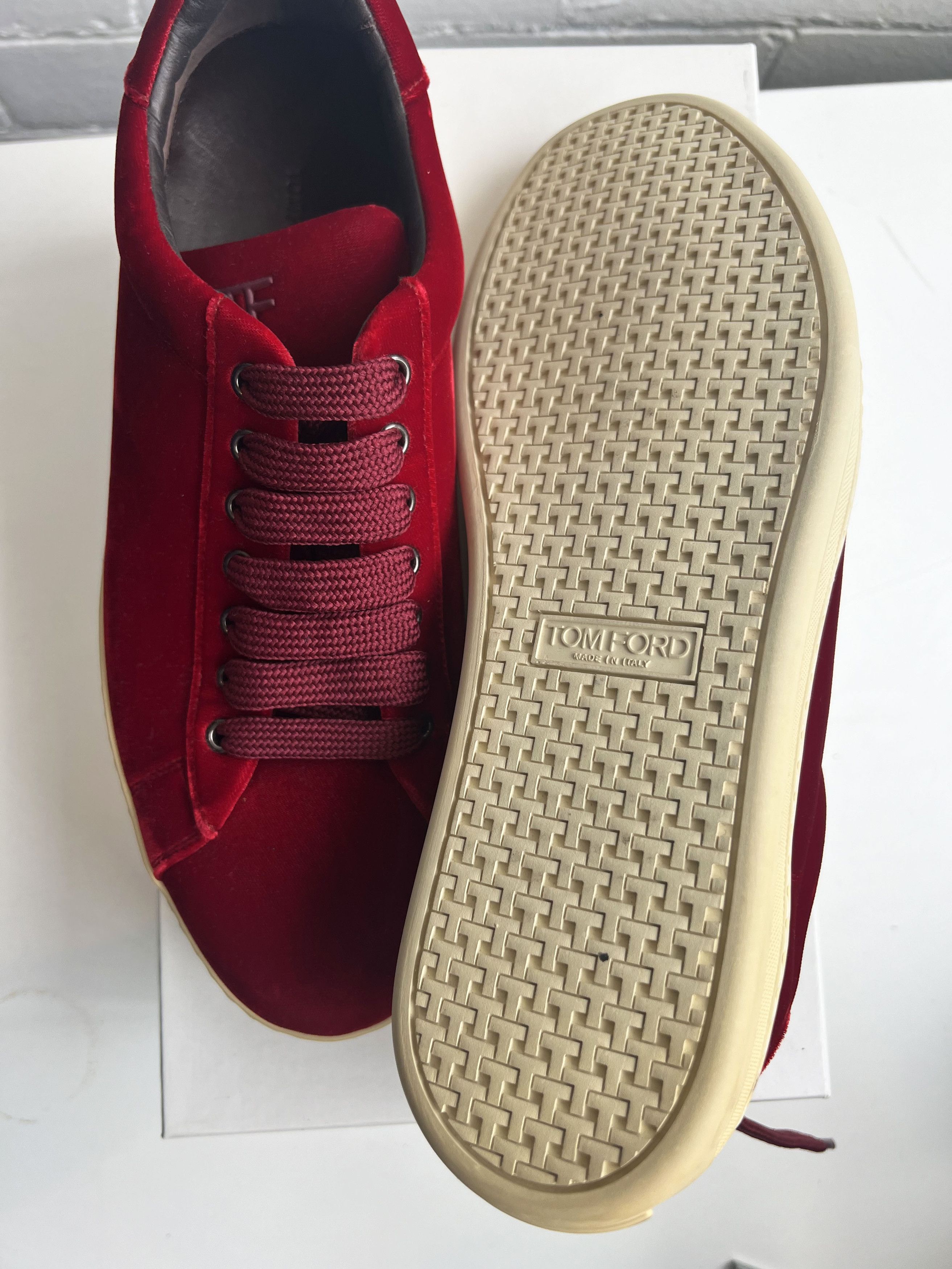 Tom Ford tom ford red velvet trainer Size US 11 / EU 44 - 3 Thumbnail